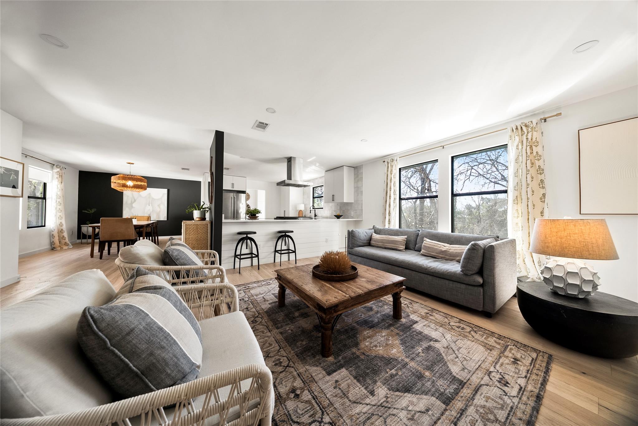 7702 Wynne Ln, Austin, TX 78745