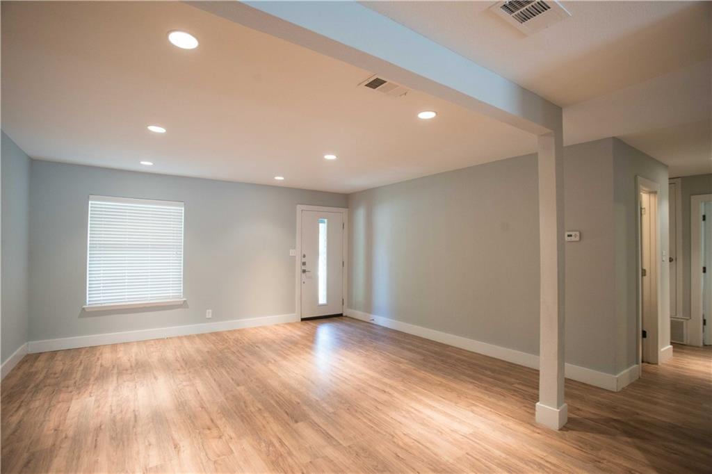 809 Sussex Dr, Austin, TX 78745