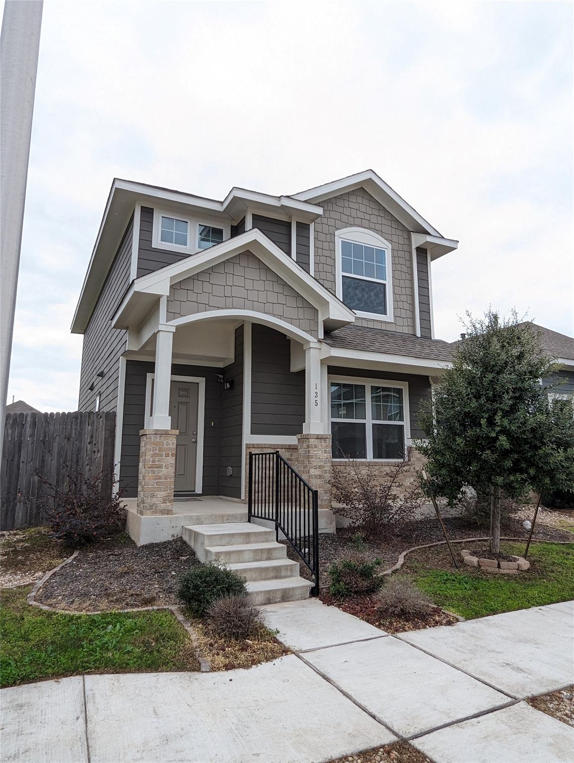 135 Frasier Dr, San Marcos, TX 78666