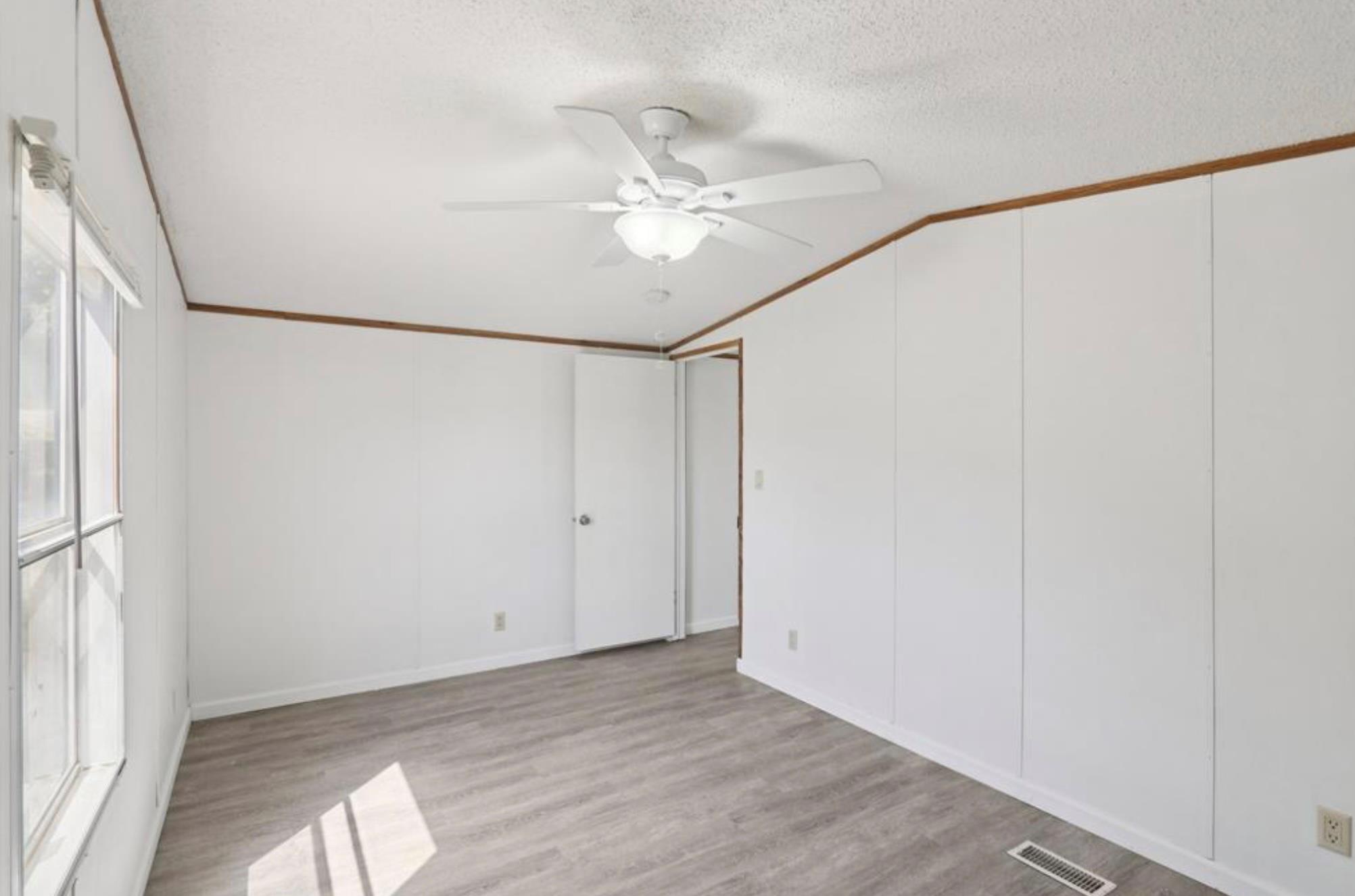 21522 Long Hill Dr, Leander, TX 78641