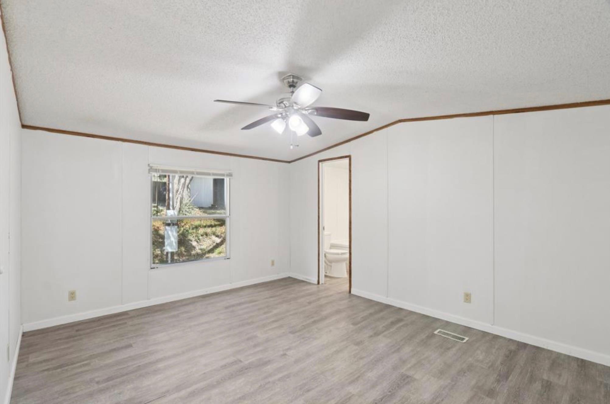 21522 Long Hill Dr, Leander, TX 78641