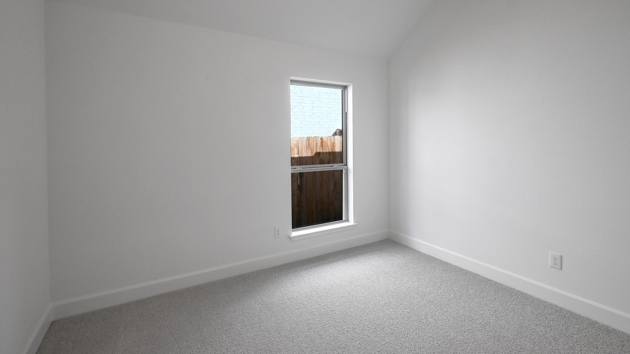 618 Bay Breeze Dr, Kyle, TX 78640