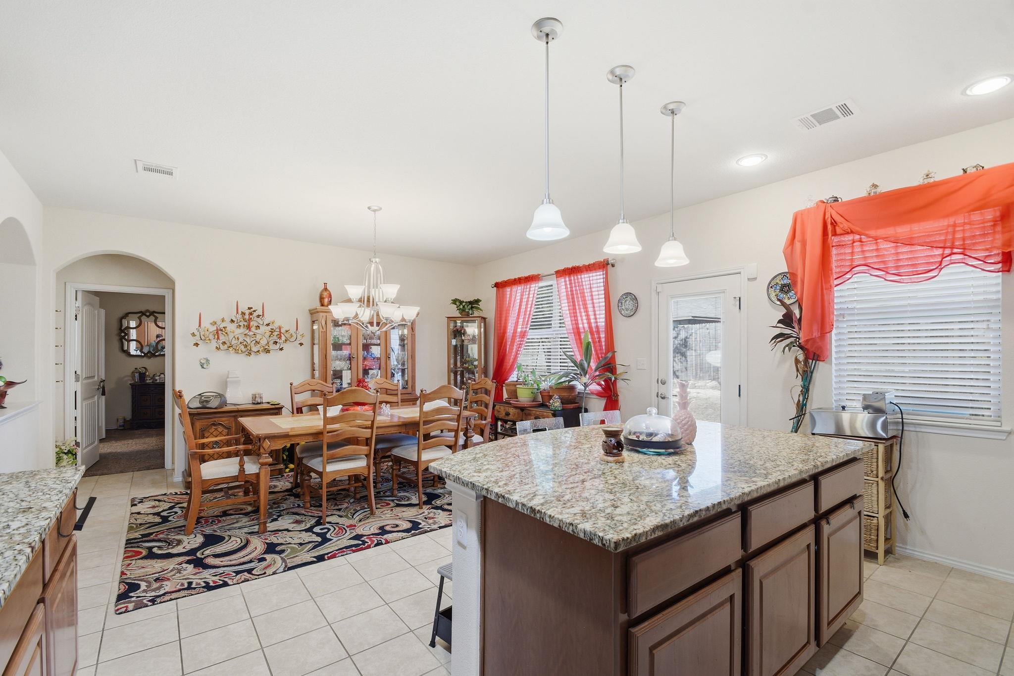 310 Durata Dr, San Marcos, TX 78666