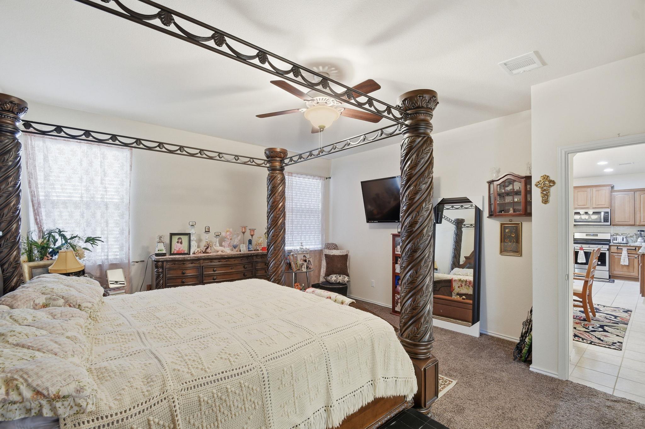 310 Durata Dr, San Marcos, TX 78666