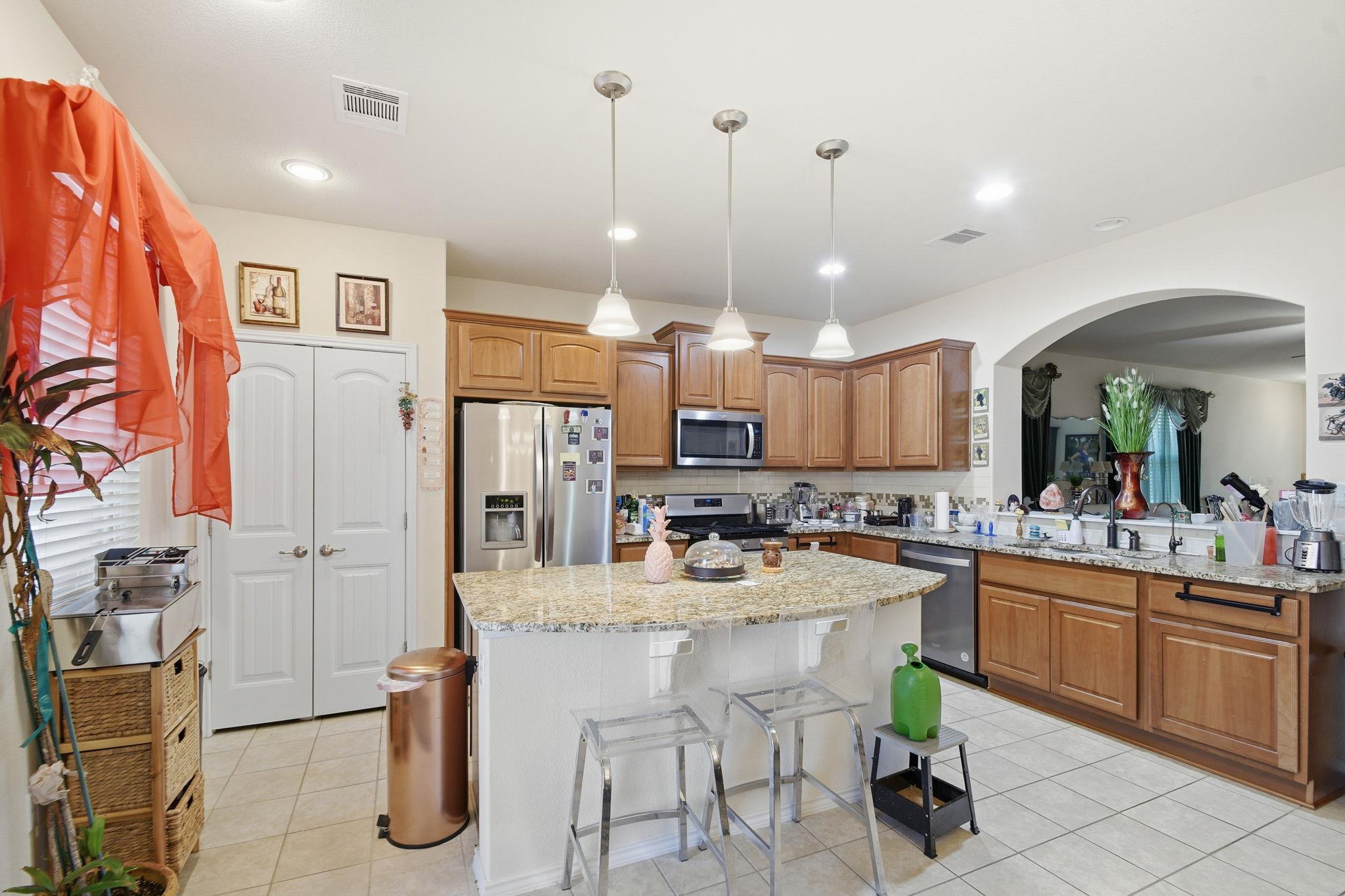 310 Durata Dr, San Marcos, TX 78666