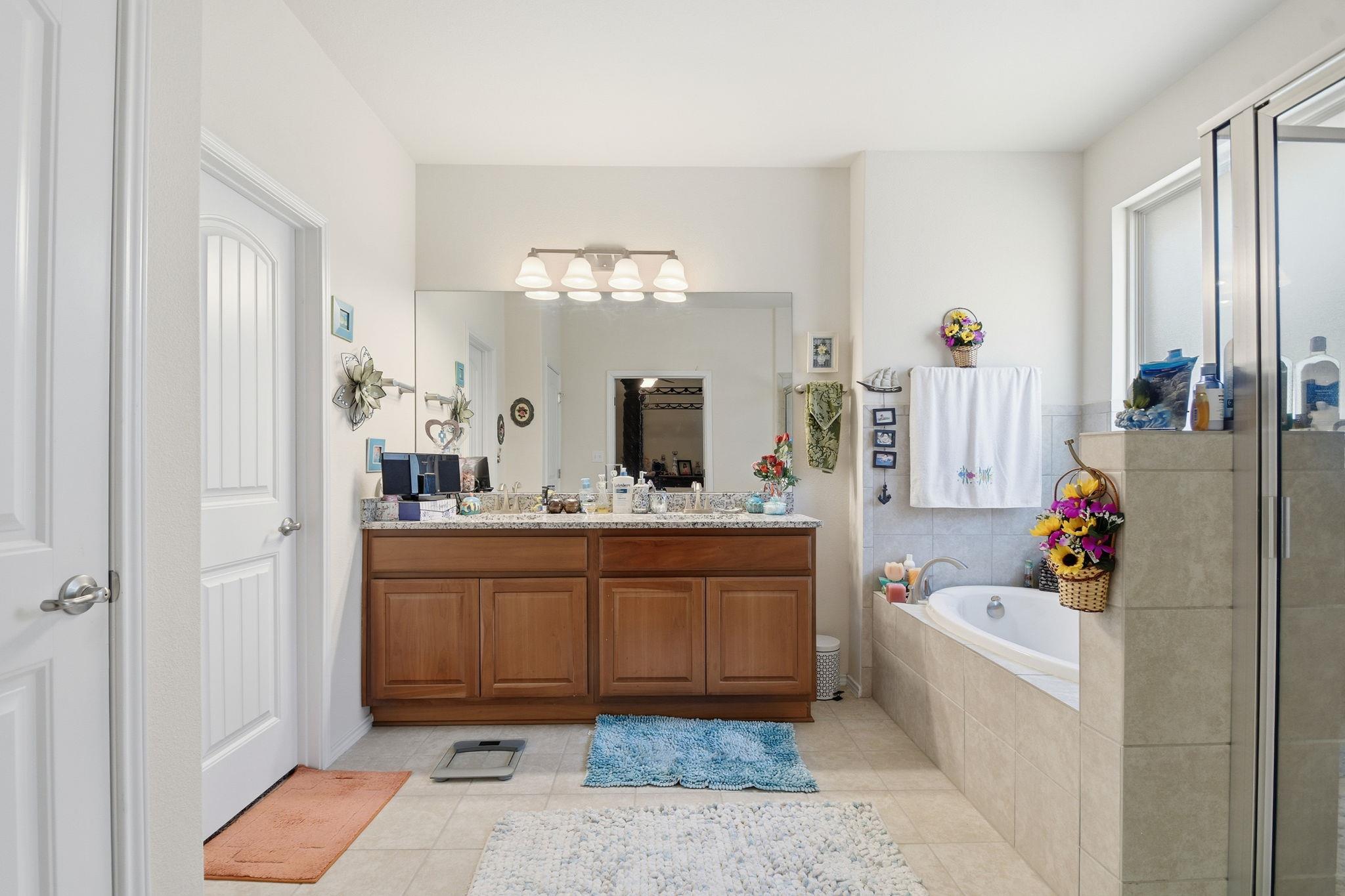 310 Durata Dr, San Marcos, TX 78666