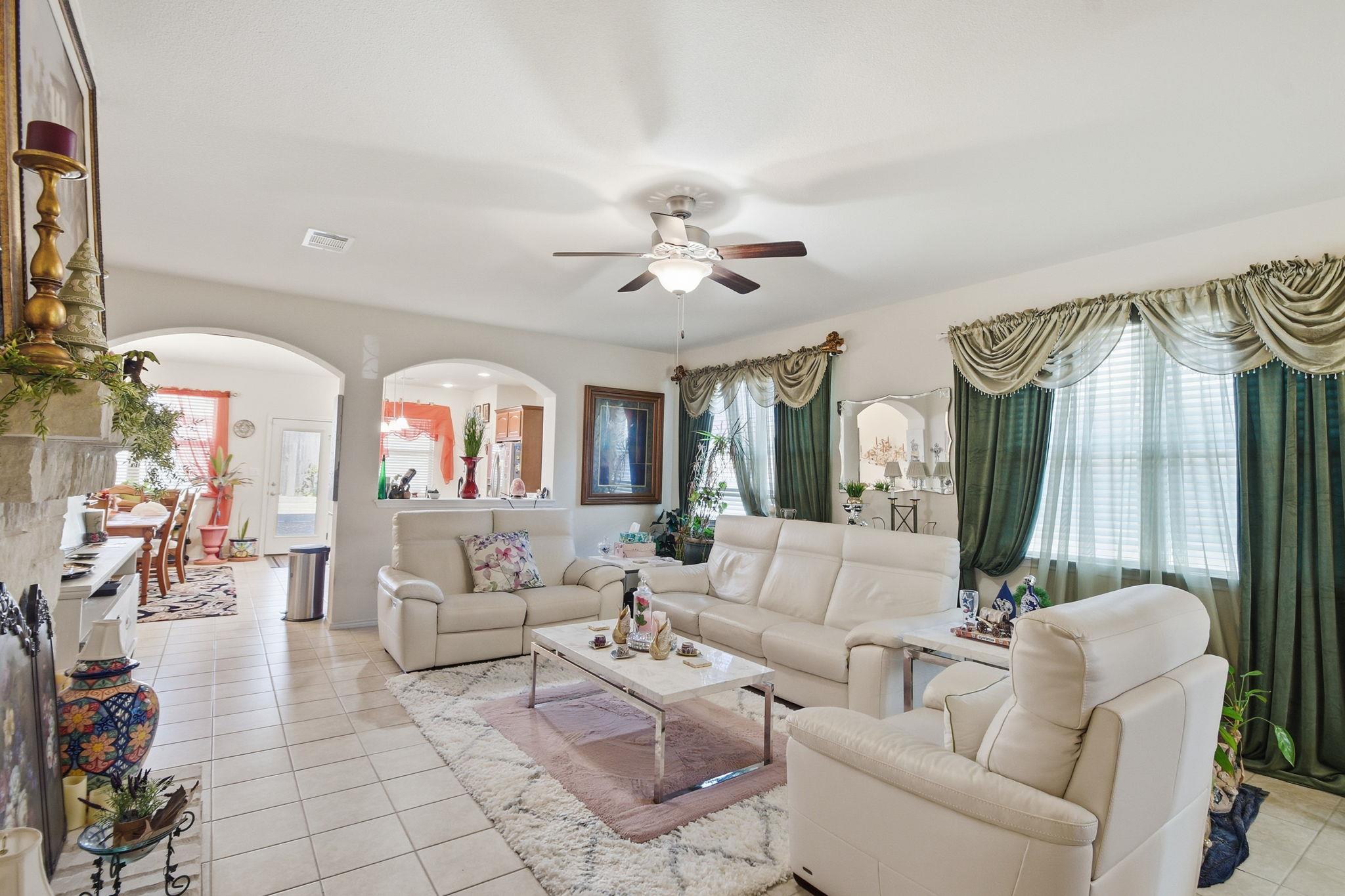 310 Durata Dr, San Marcos, TX 78666