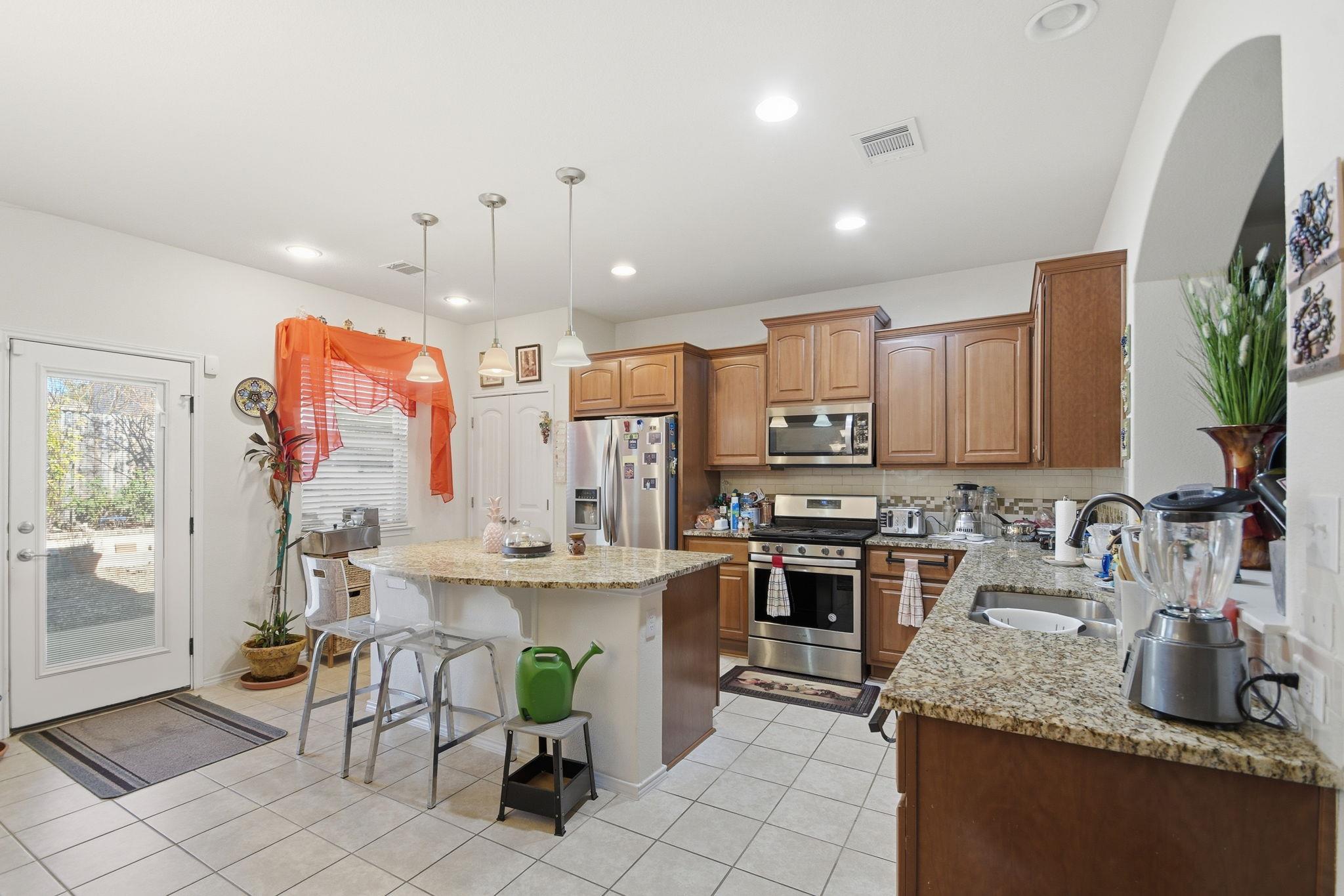 310 Durata Dr, San Marcos, TX 78666