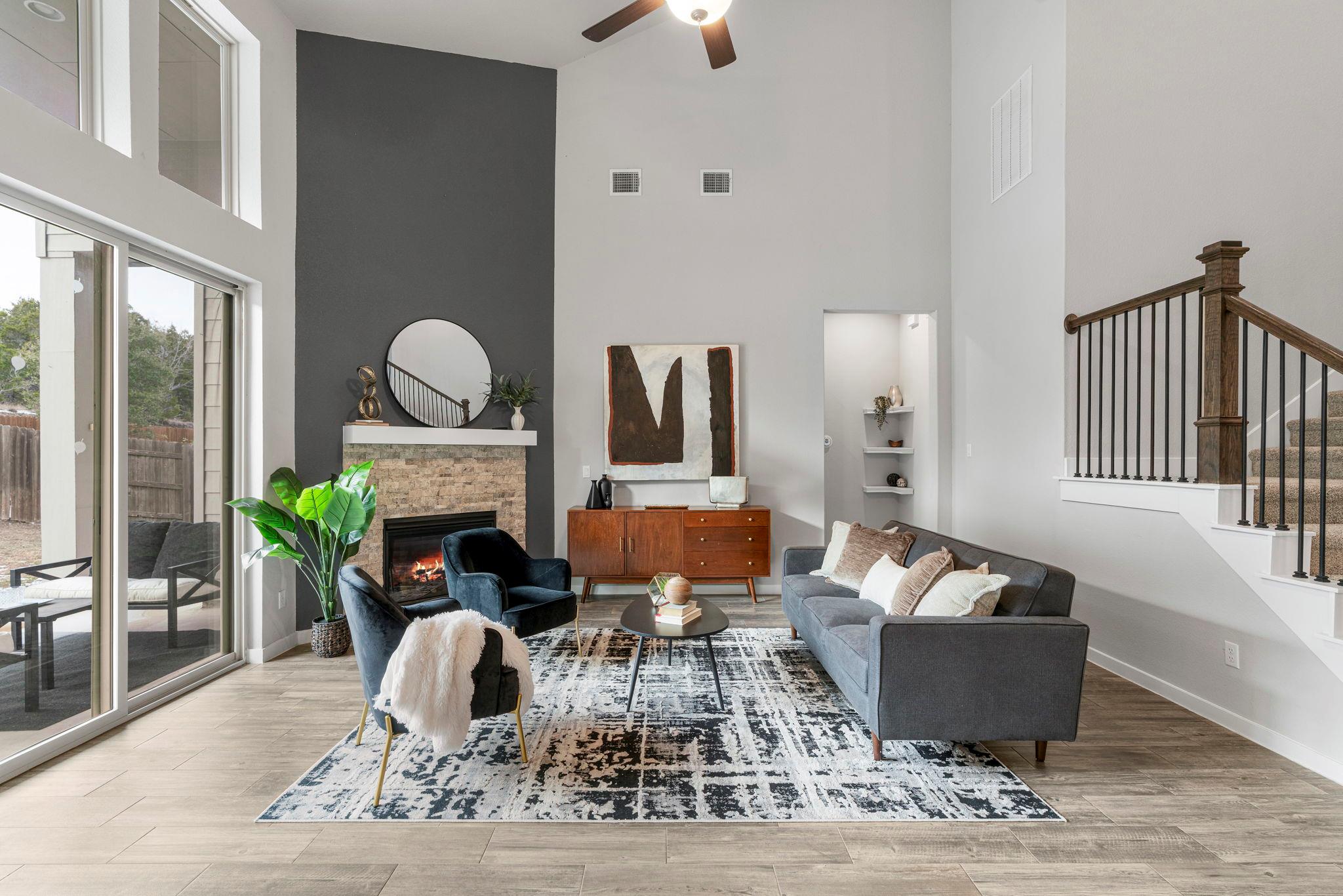 592 Dayridge Dr, Dripping Springs, TX 78620