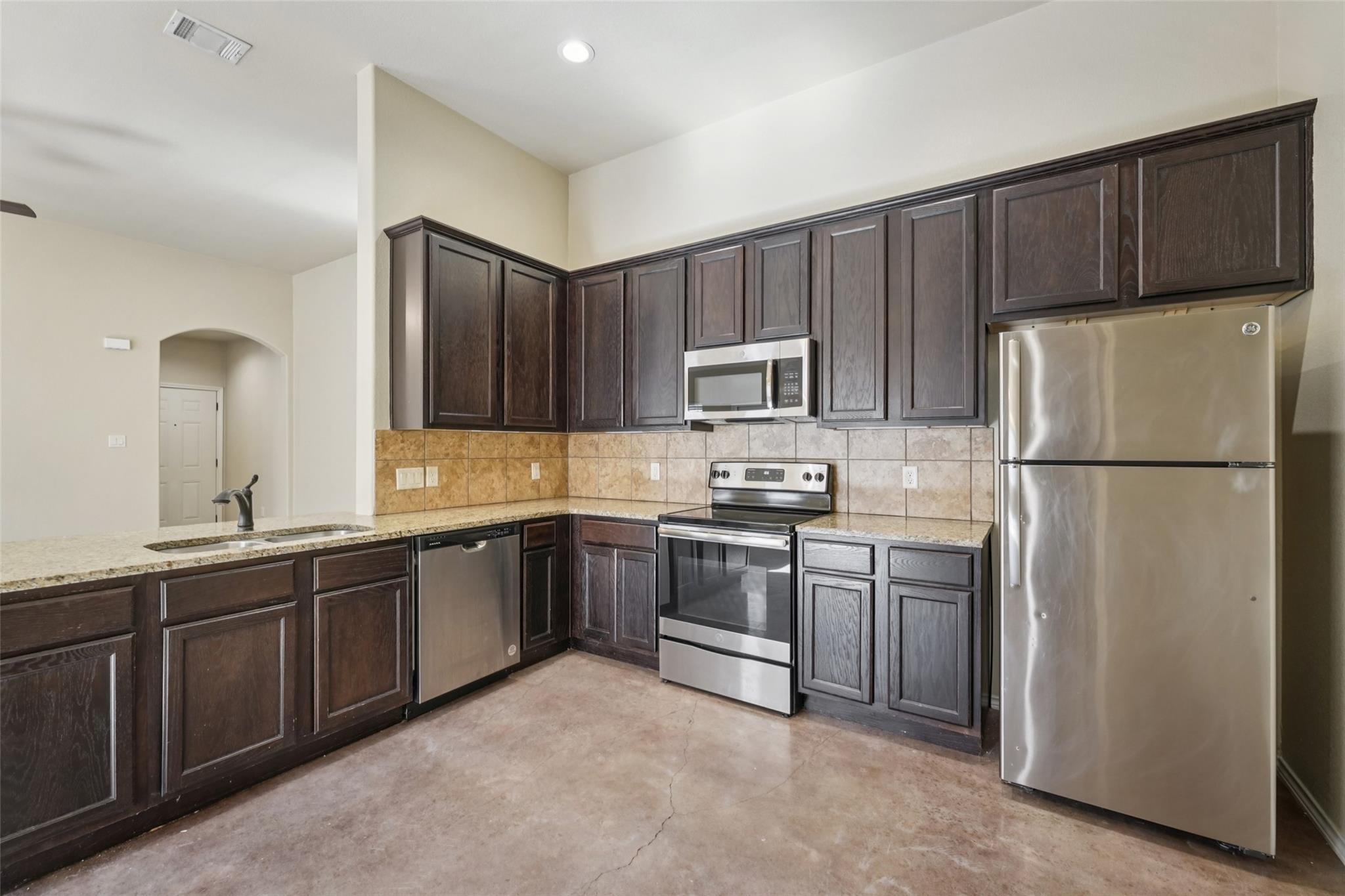 402 Jack Rabbit Ln # B, Buda, TX 78610