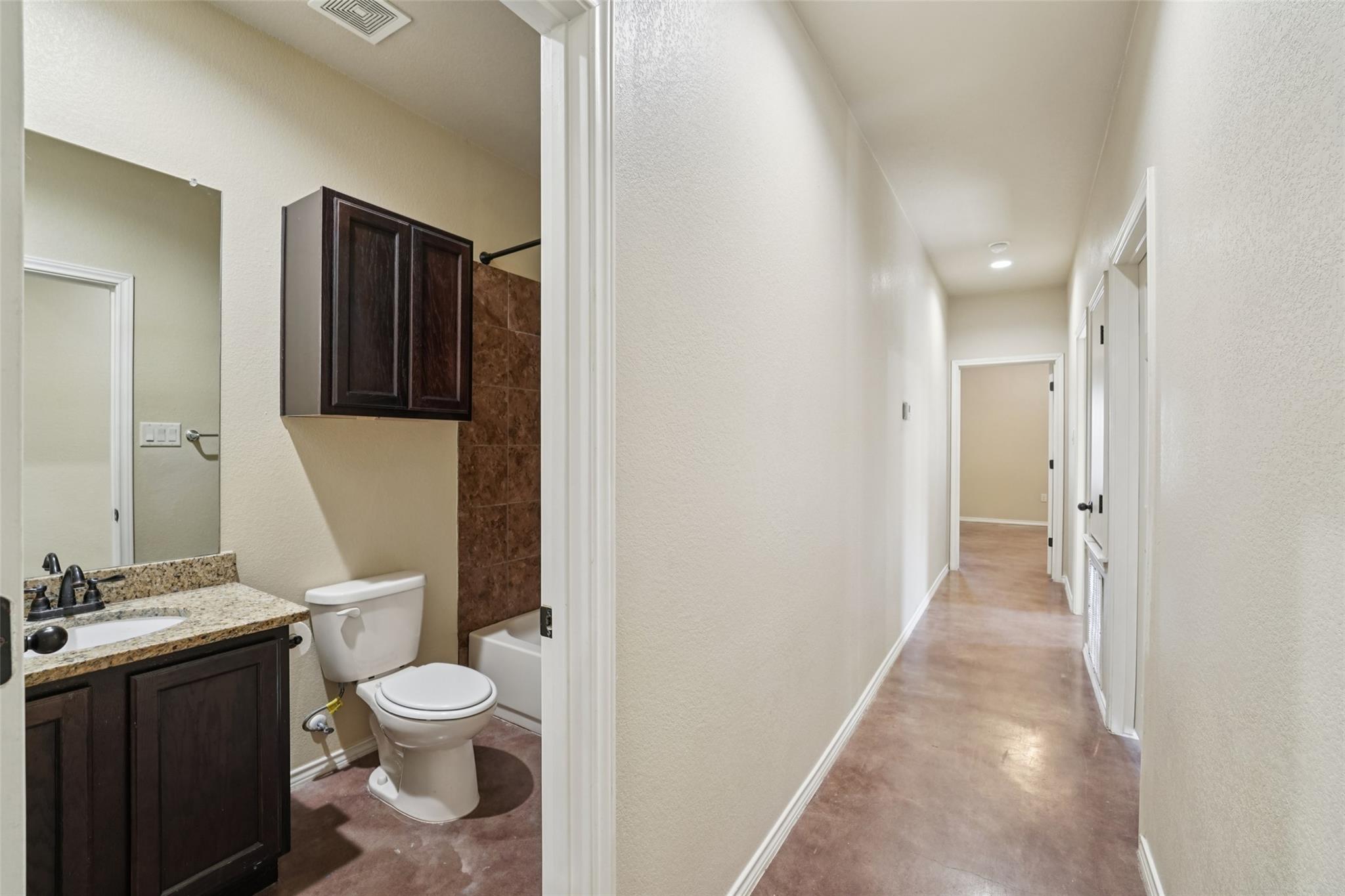 402 Jack Rabbit Ln # B, Buda, TX 78610