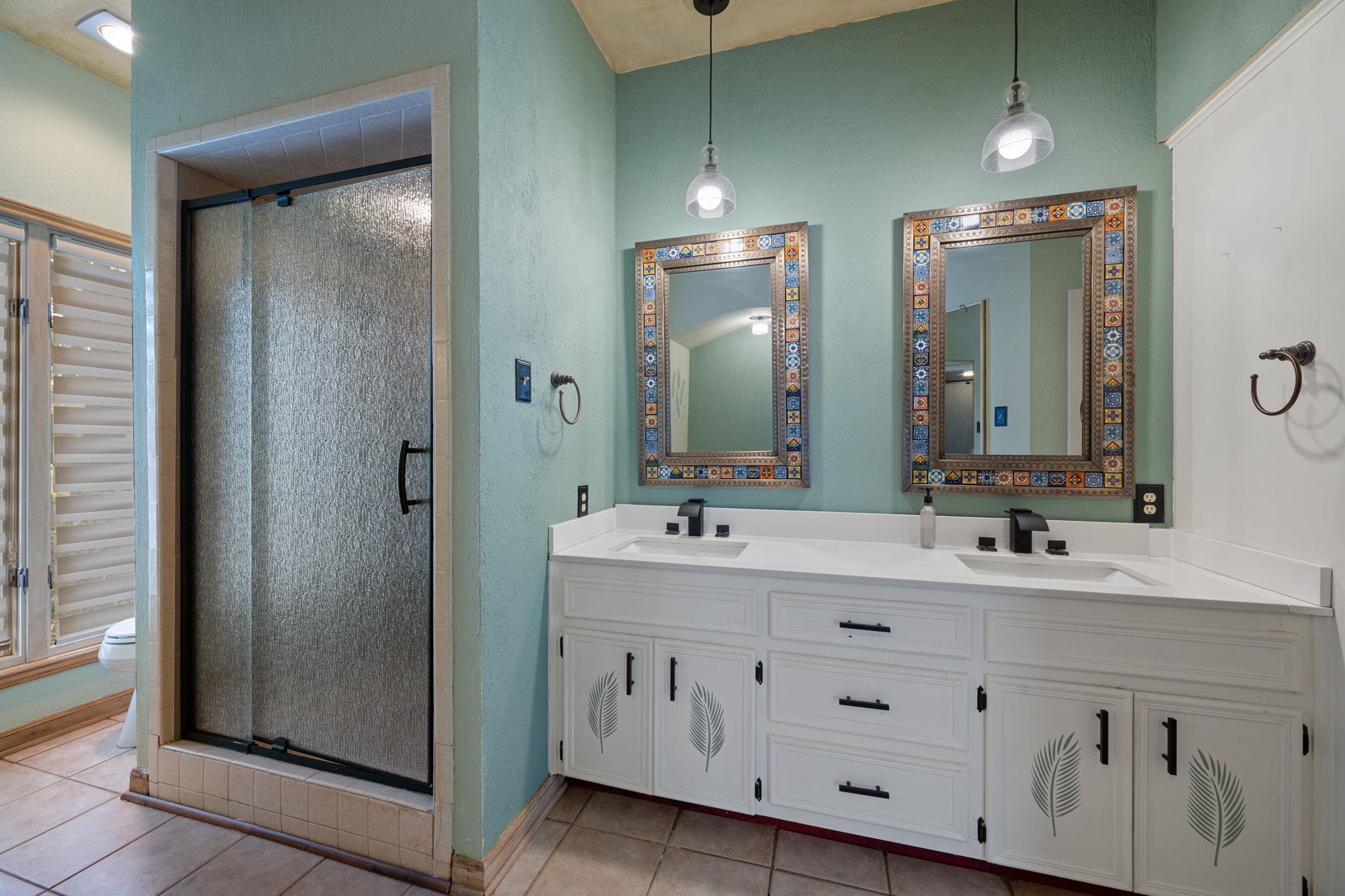 10202 La Costa Dr, Austin, TX 78747