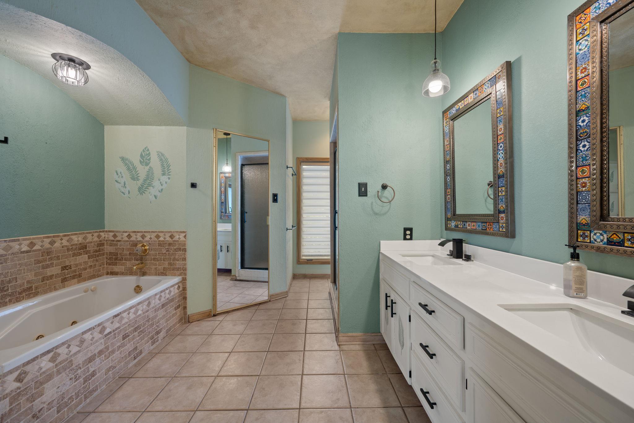 10202 La Costa Dr, Austin, TX 78747