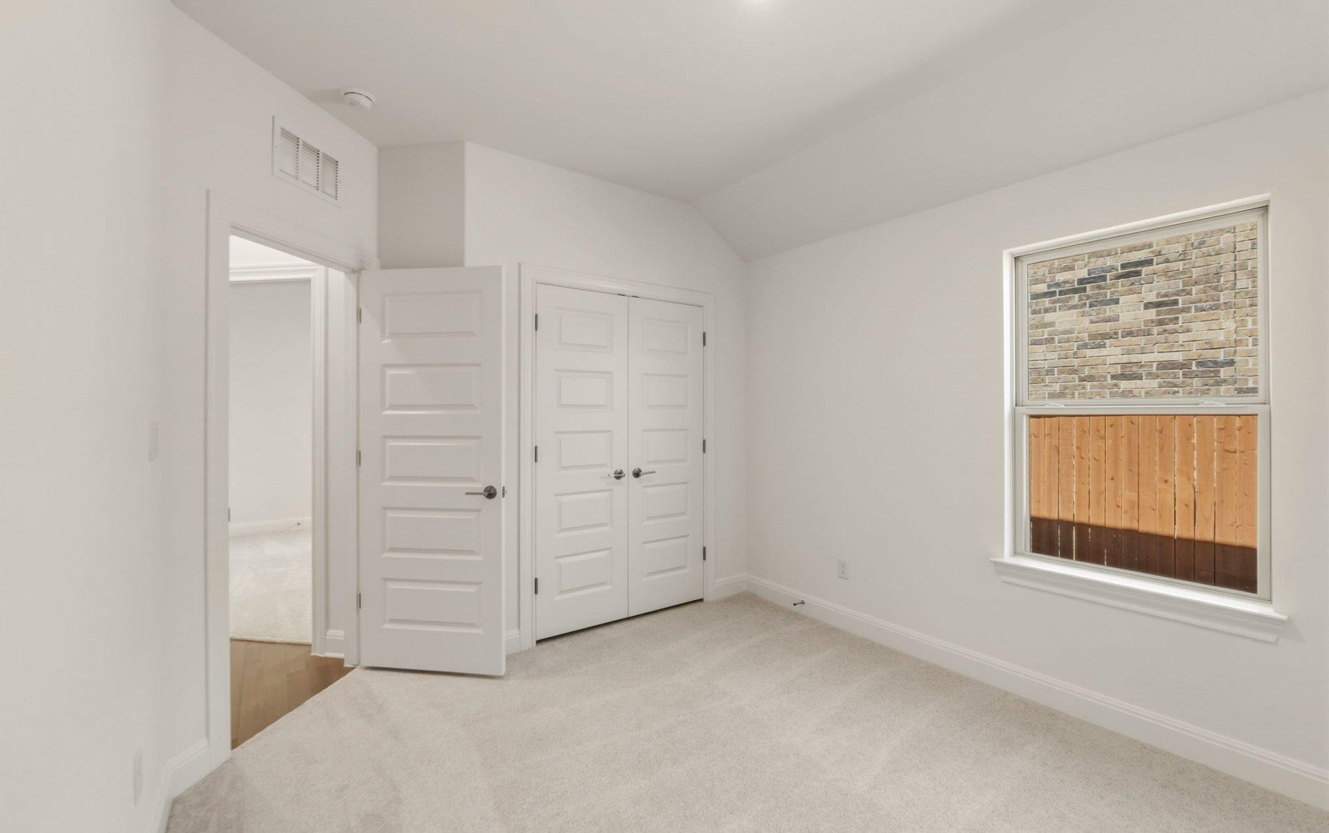 6900 Cliff Rose Dr, Spicewood, TX 78669