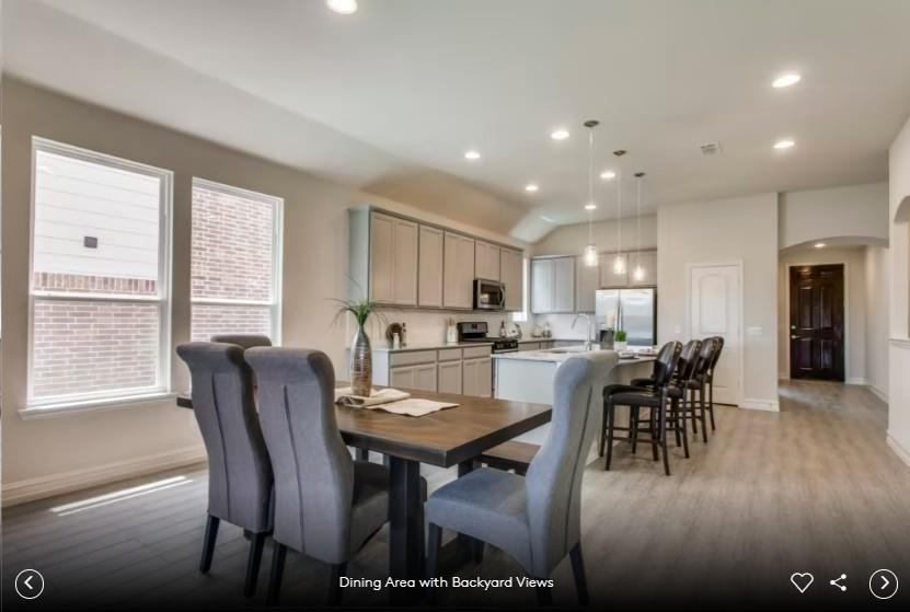 6900 Cliff Rose Dr, Spicewood, TX 78669