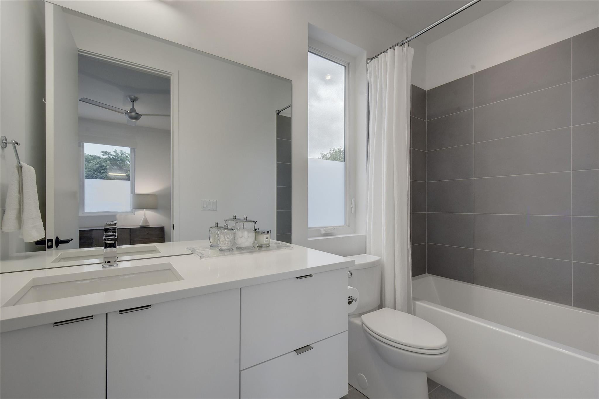 3021 Fontana Dr # A, Austin, TX 78704