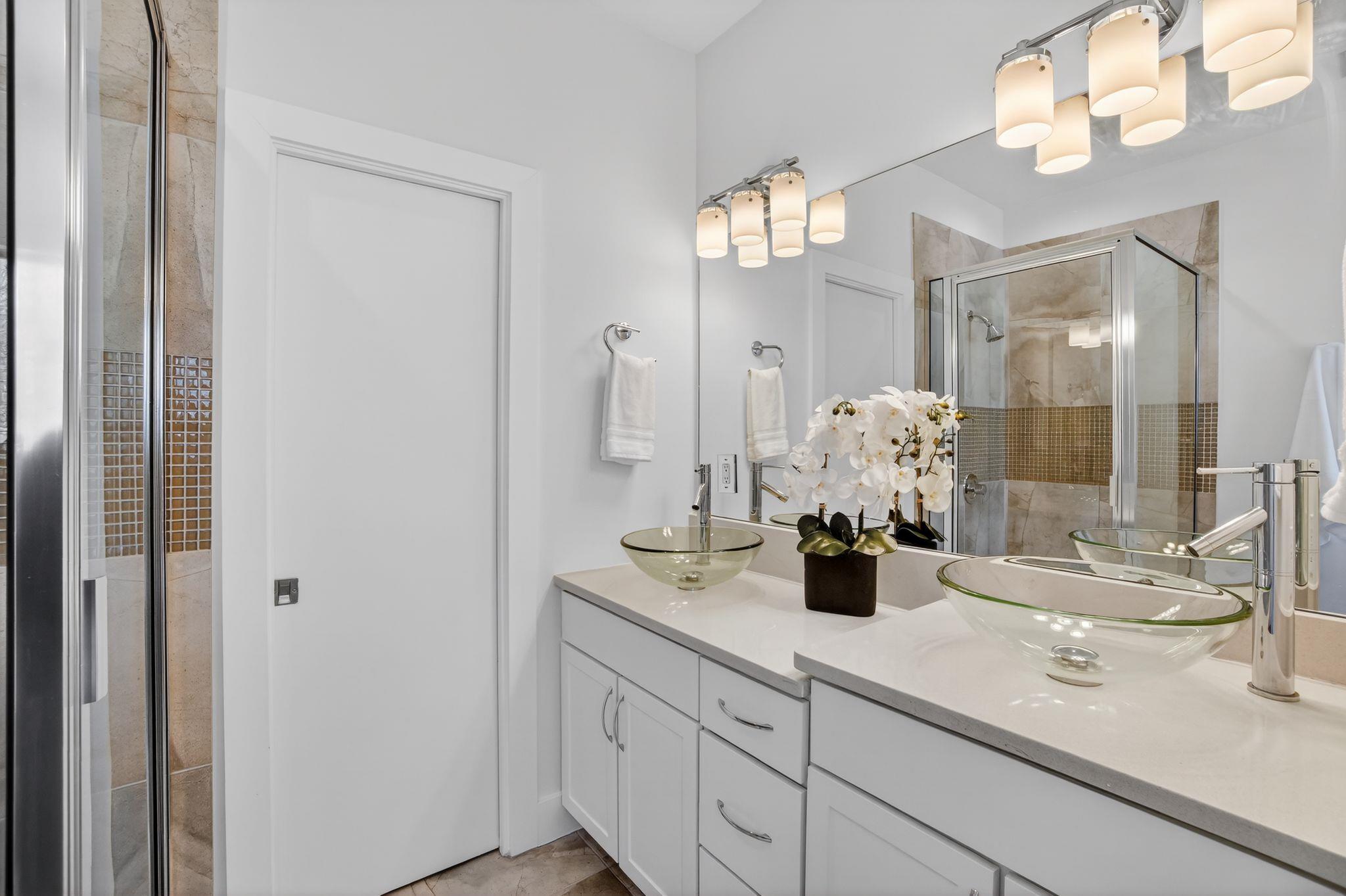 1203 E 2nd St # A, Austin, TX 78702