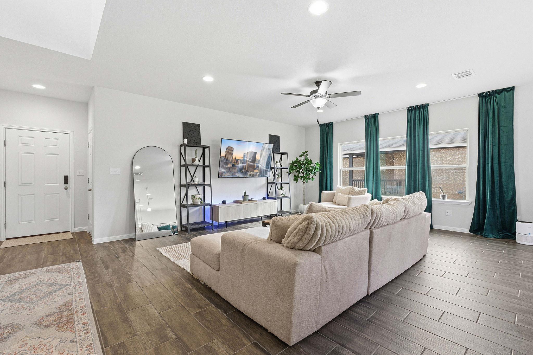 12413 Ostrich Trl, Manor, TX 78653