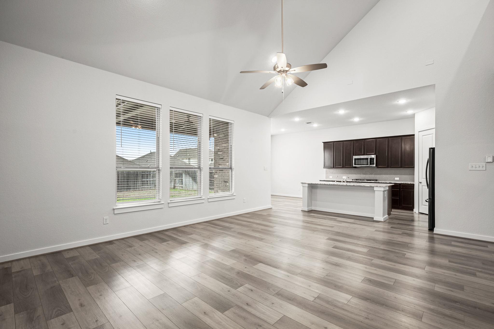 841 Spinnaker Loop, Kyle, TX 78640