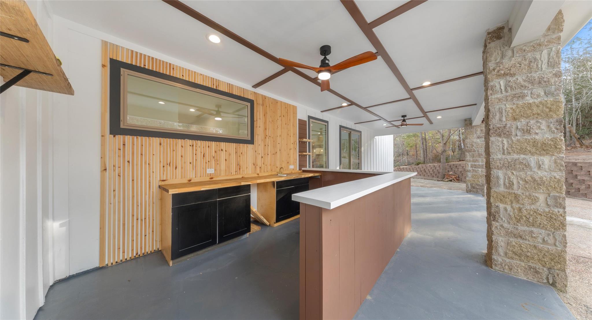 316 Tall Forest Dr, Bastrop, TX 78602