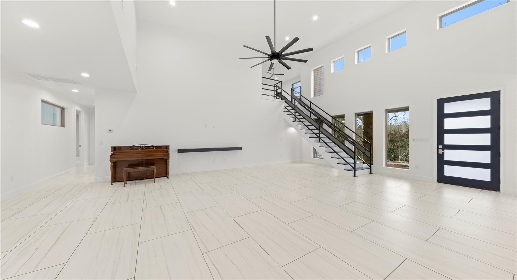 316 Tall Forest Dr, Bastrop, TX 78602