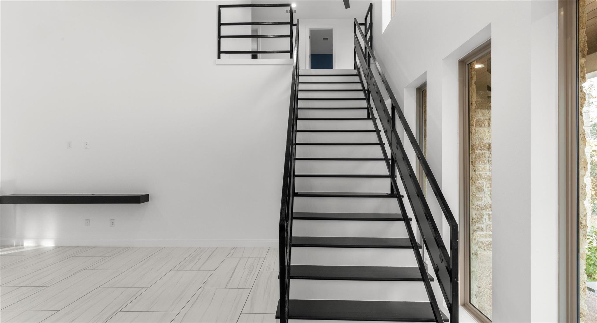 316 Tall Forest Dr, Bastrop, TX 78602