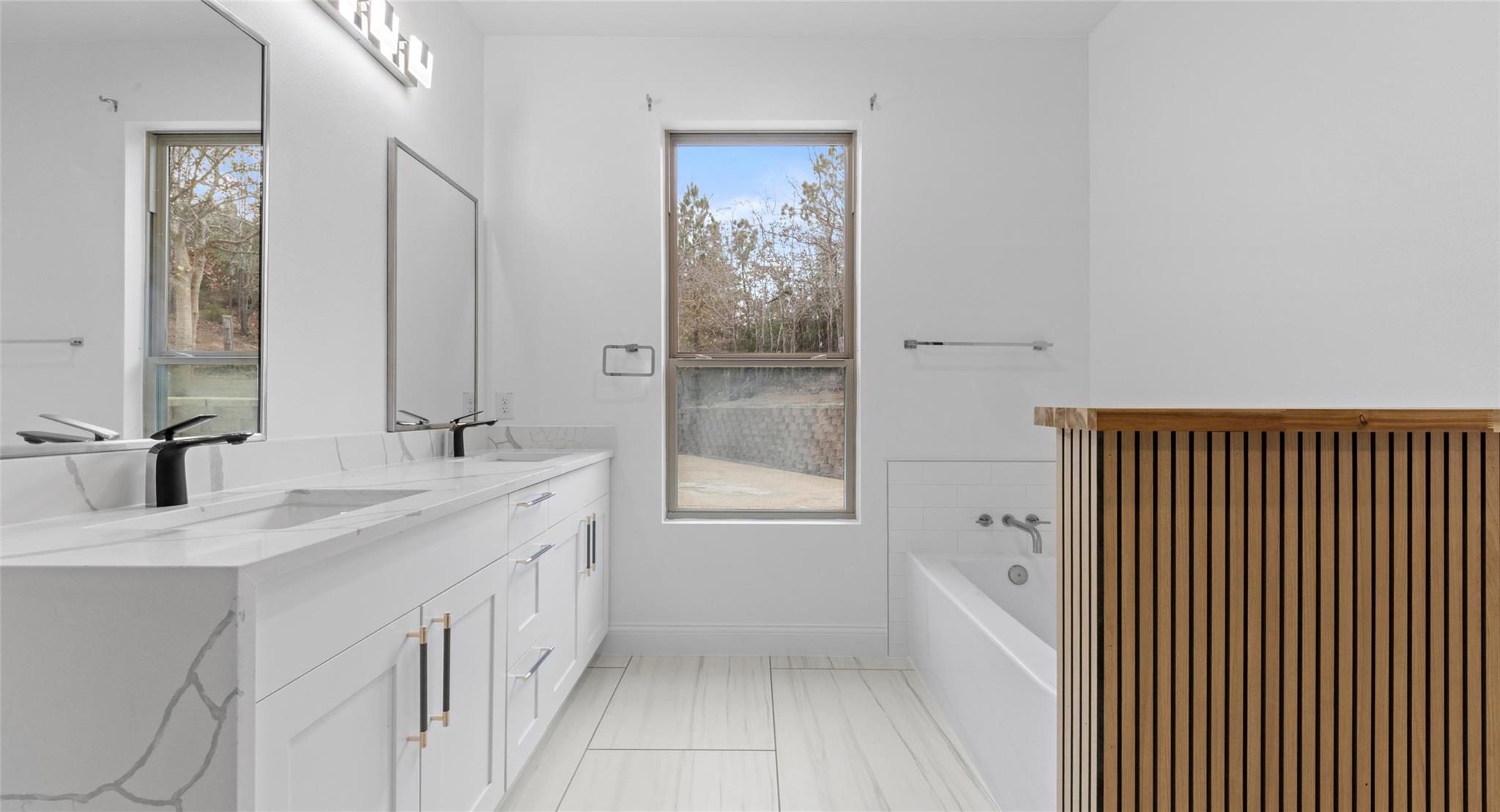 316 Tall Forest Dr, Bastrop, TX 78602