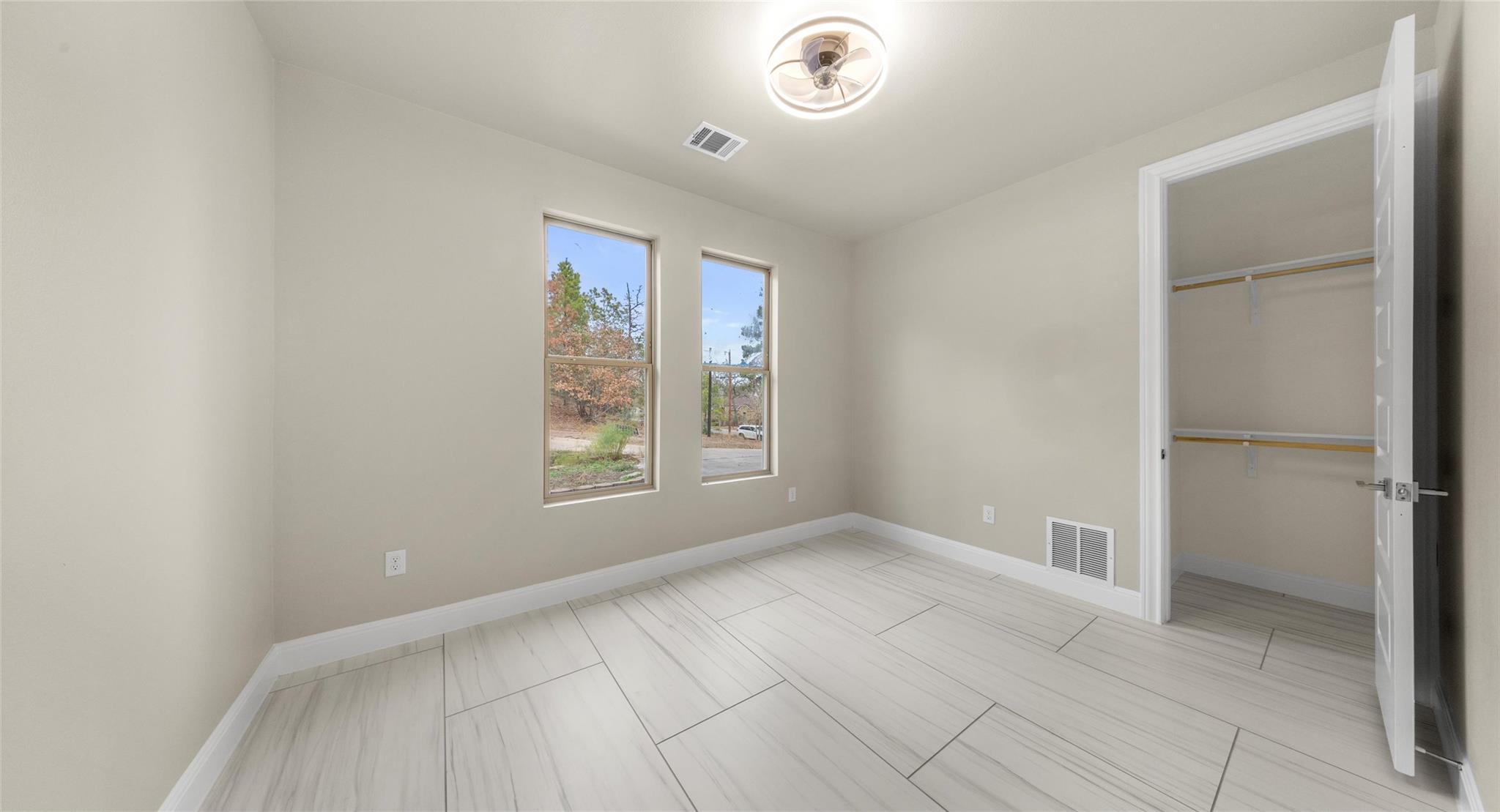 316 Tall Forest Dr, Bastrop, TX 78602