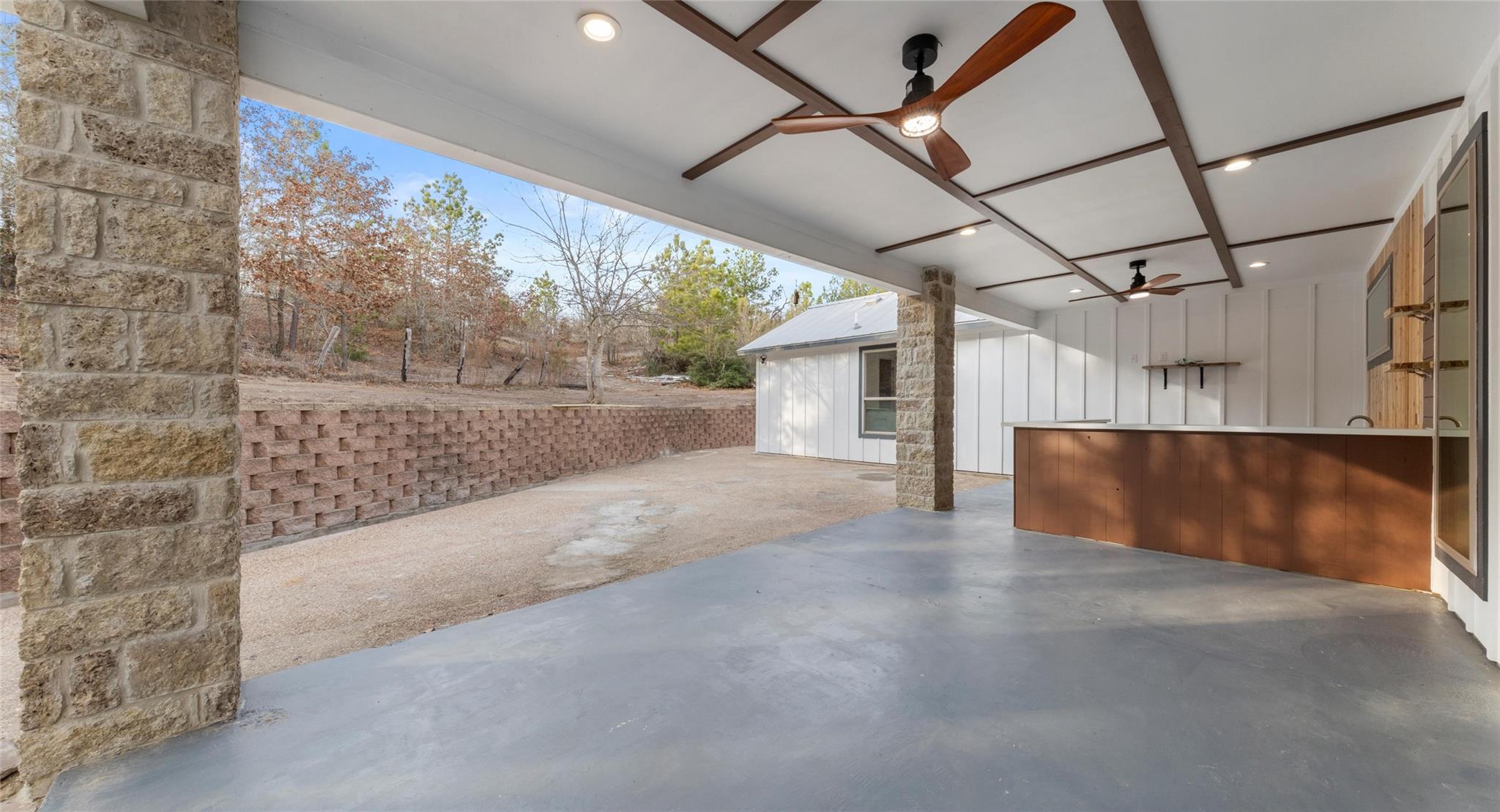 316 Tall Forest Dr, Bastrop, TX 78602