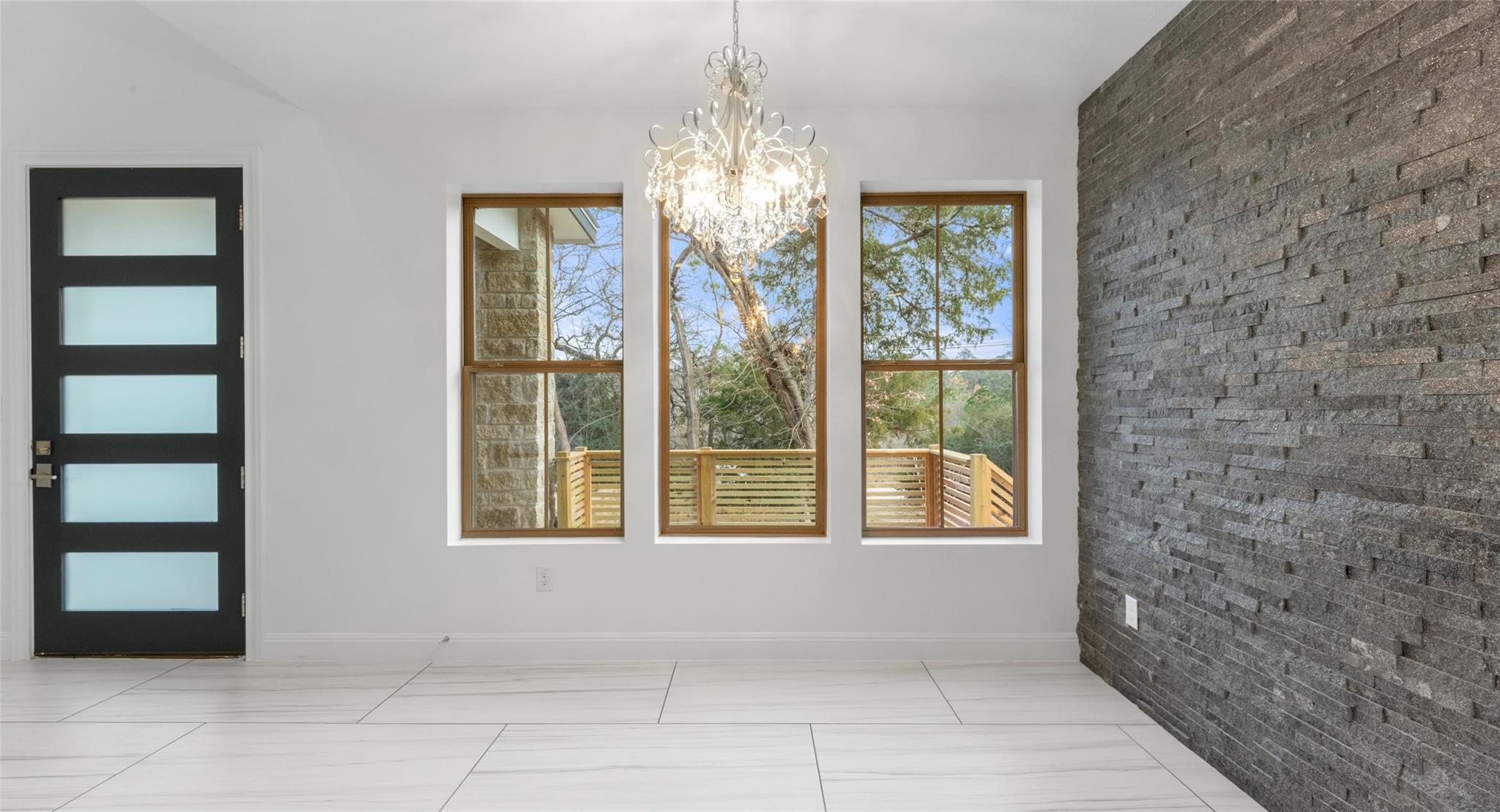 316 Tall Forest Dr, Bastrop, TX 78602