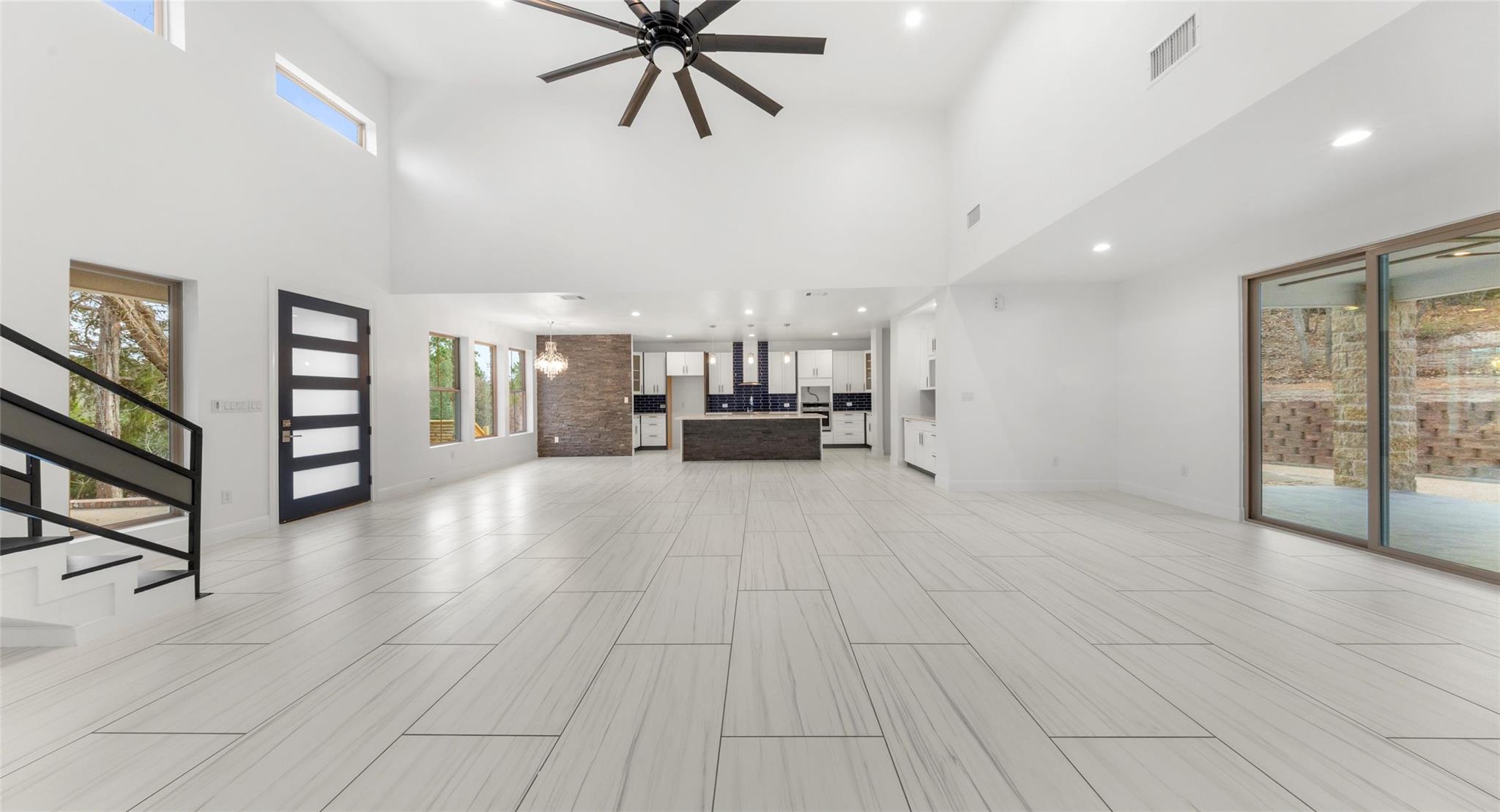 316 Tall Forest Dr, Bastrop, TX 78602