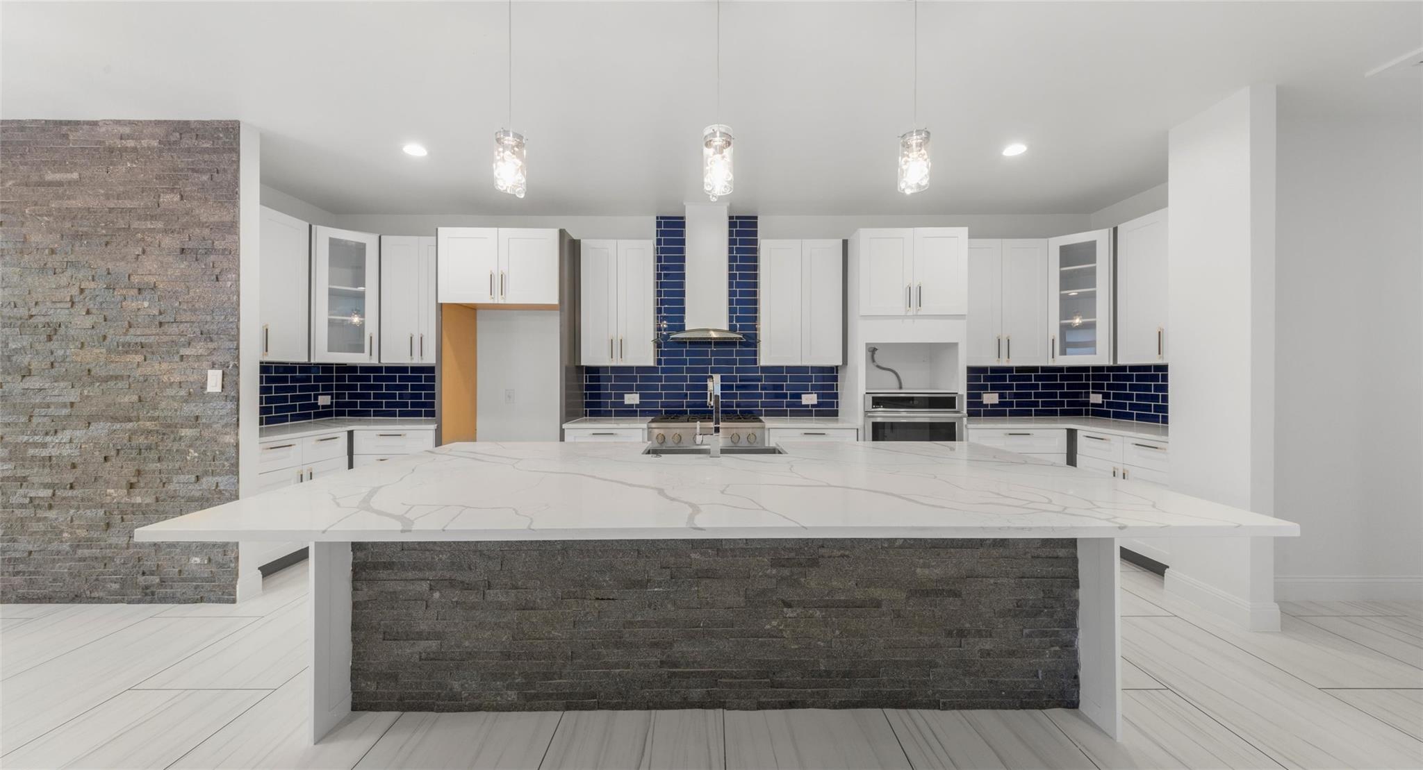 316 Tall Forest Dr, Bastrop, TX 78602