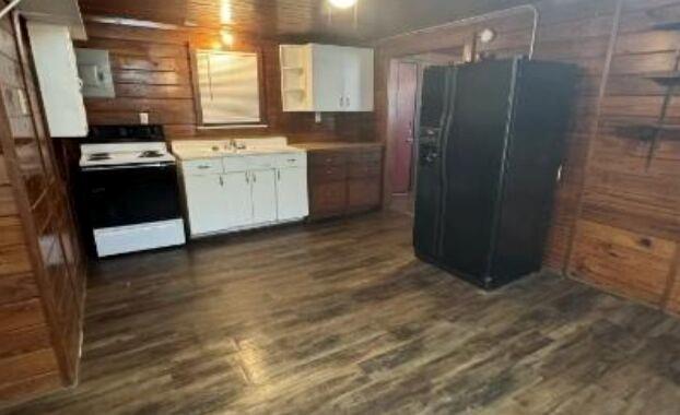 405 N Burleson St # A, Kyle, TX 78640