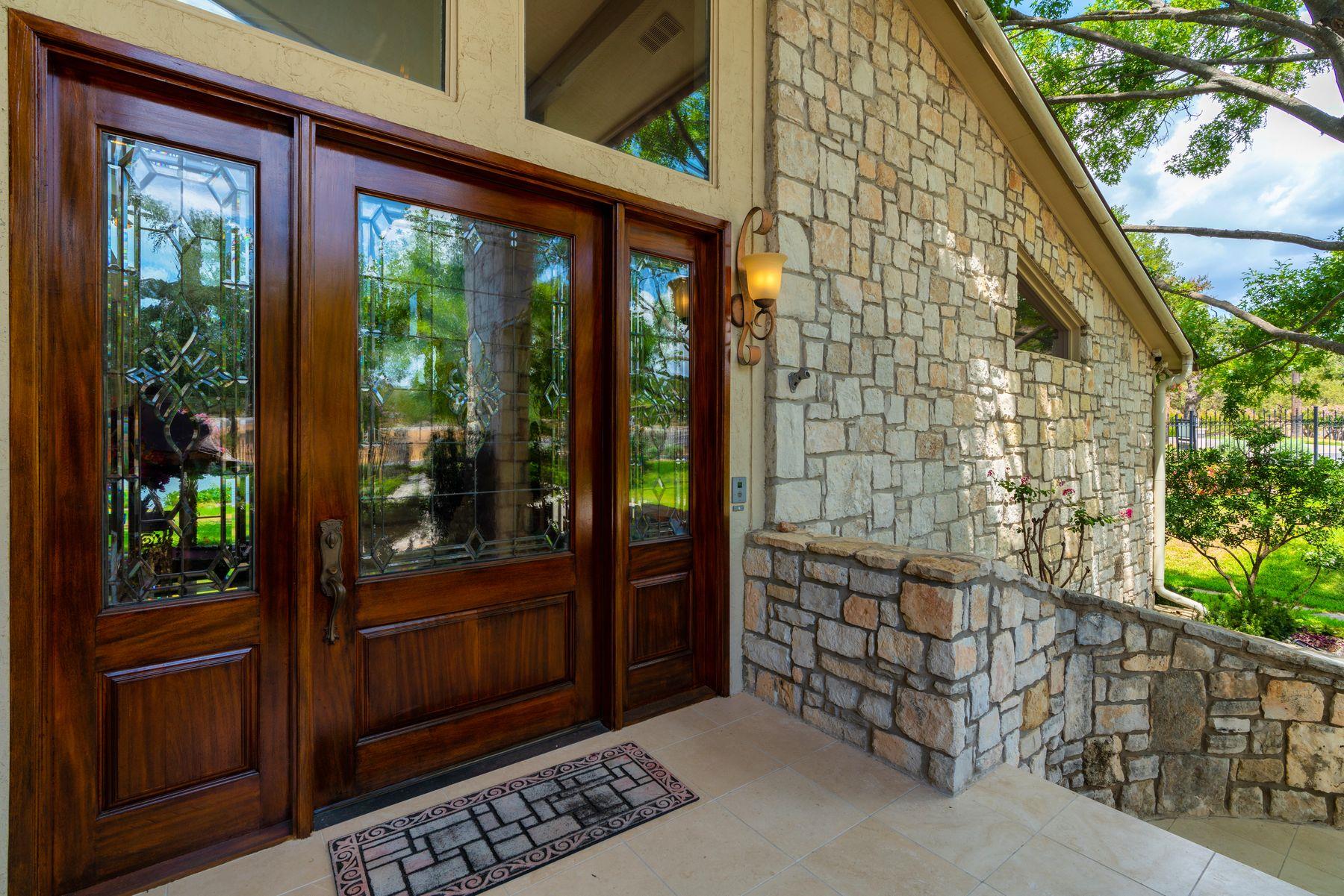 106 Bunny Run Ln, Horseshoe Bay, TX 78657