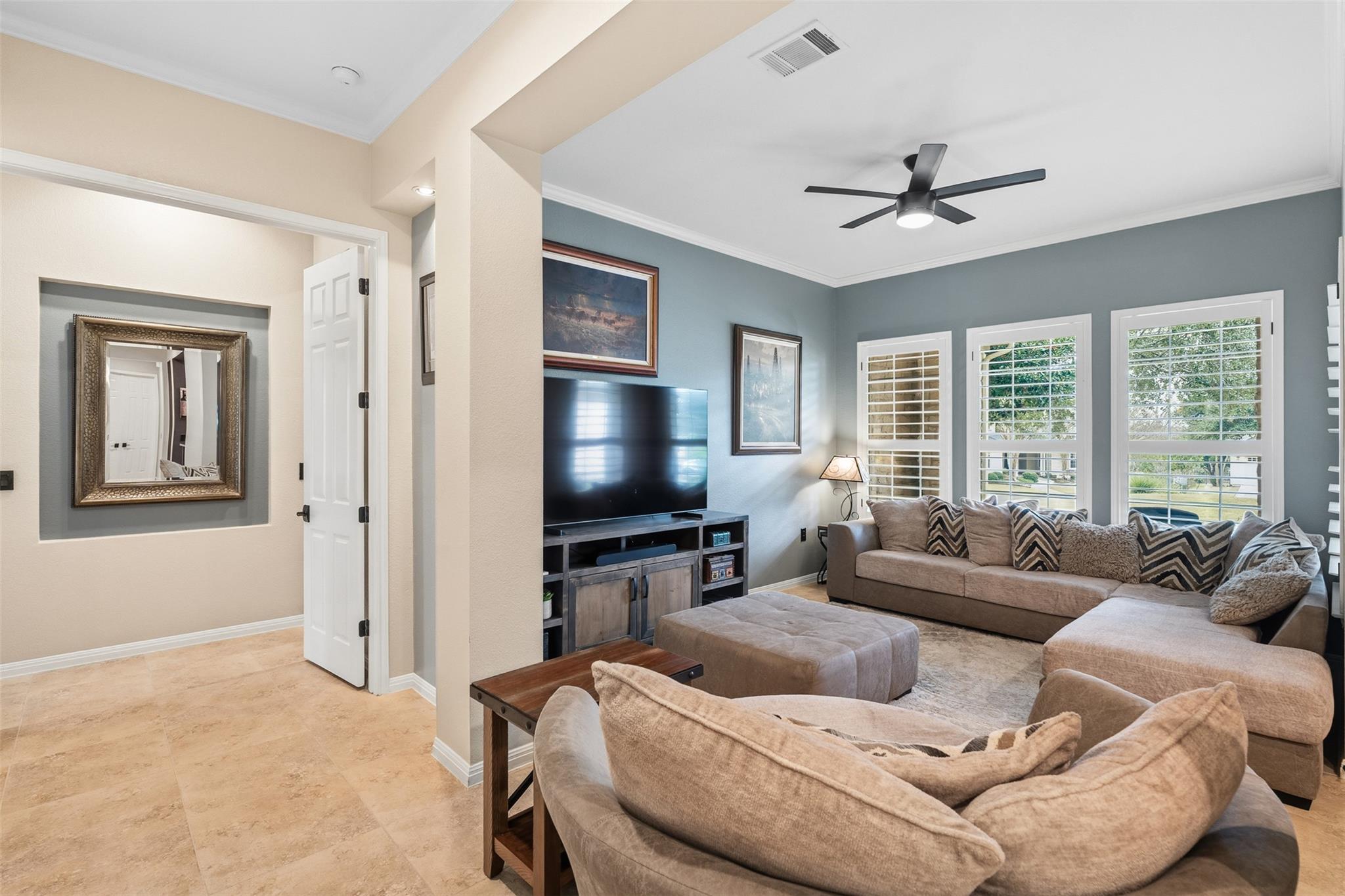 203 Cowan Creek Dr, Georgetown, TX 78633