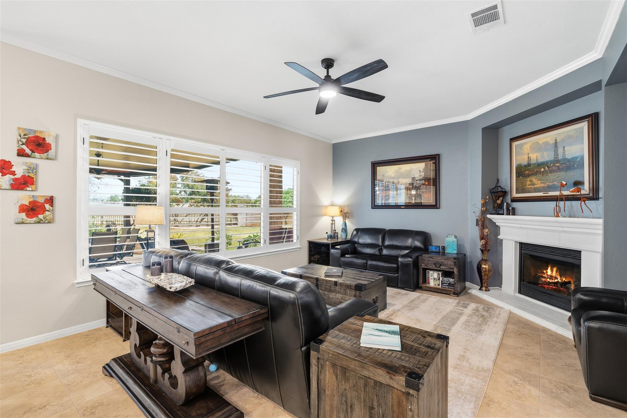 203 Cowan Creek Dr, Georgetown, TX 78633