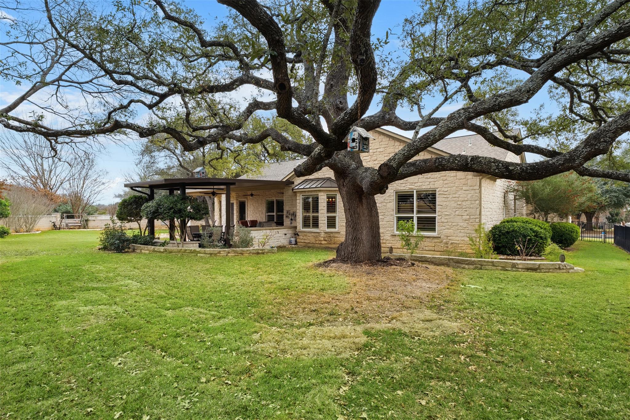 203 Cowan Creek Dr, Georgetown, TX 78633