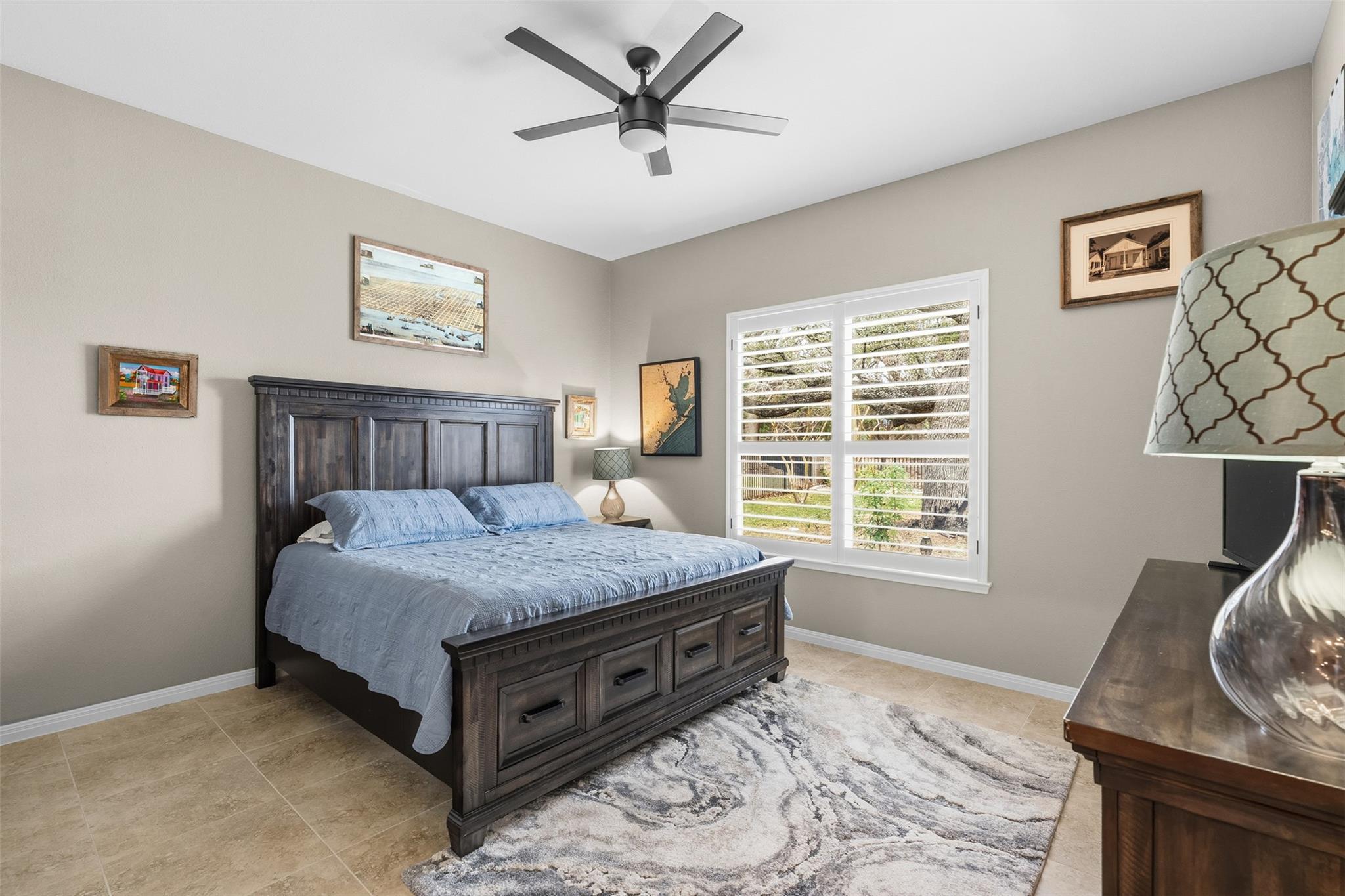 203 Cowan Creek Dr, Georgetown, TX 78633