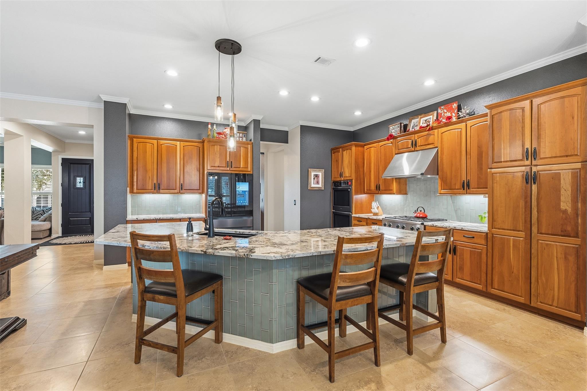 203 Cowan Creek Dr, Georgetown, TX 78633