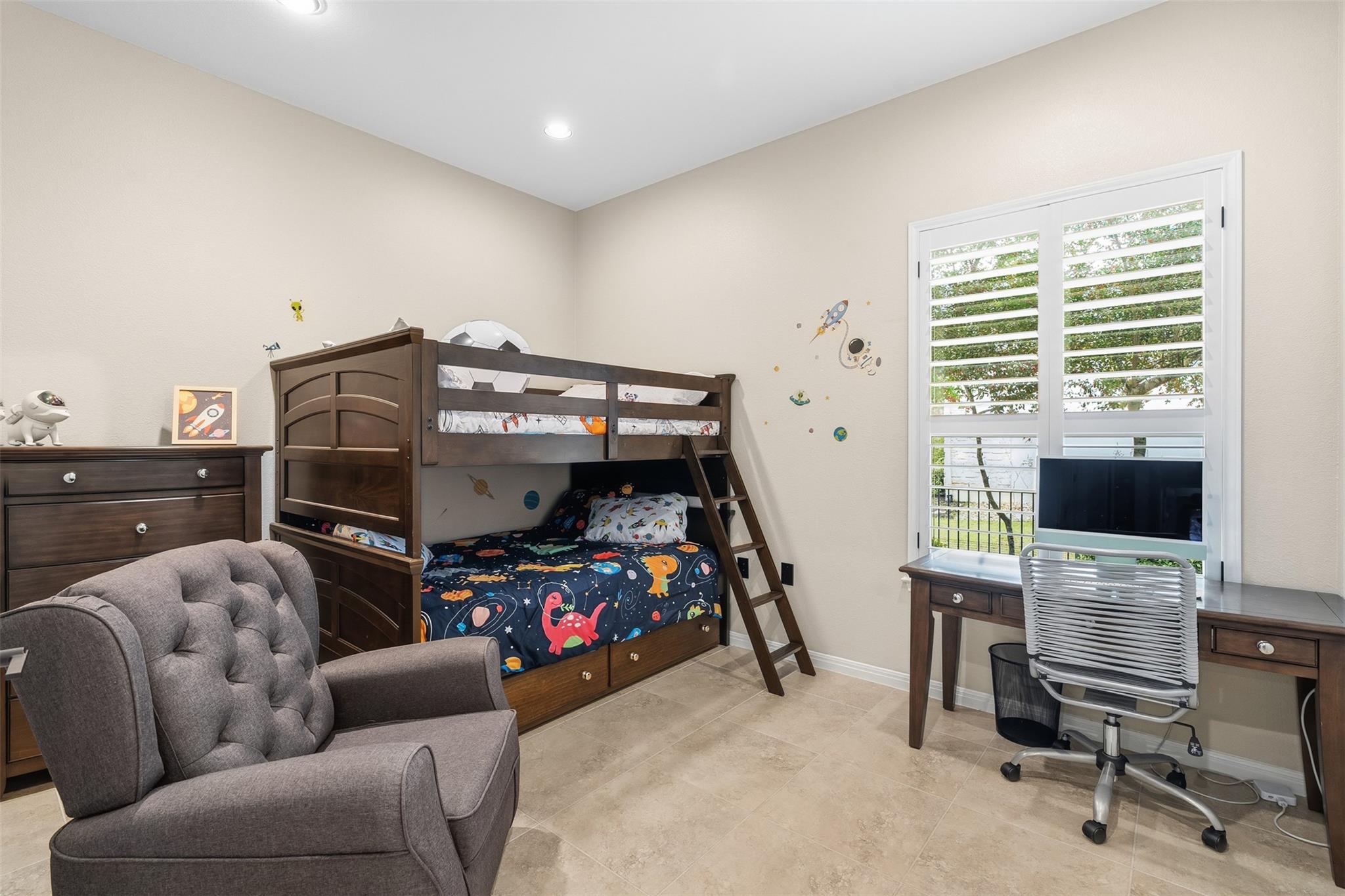 203 Cowan Creek Dr, Georgetown, TX 78633