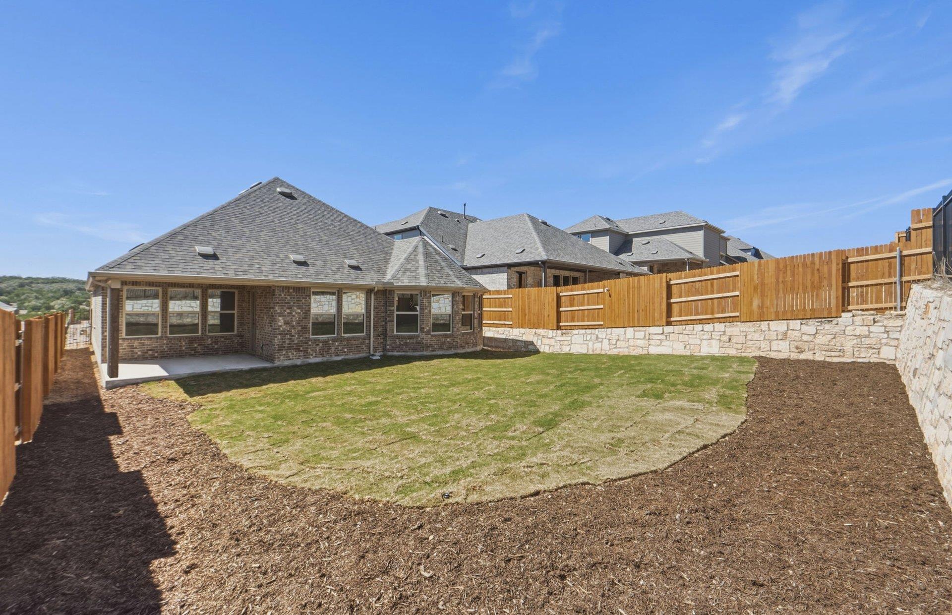 7005 Cliff Rose Dr, Spicewood, TX 78669