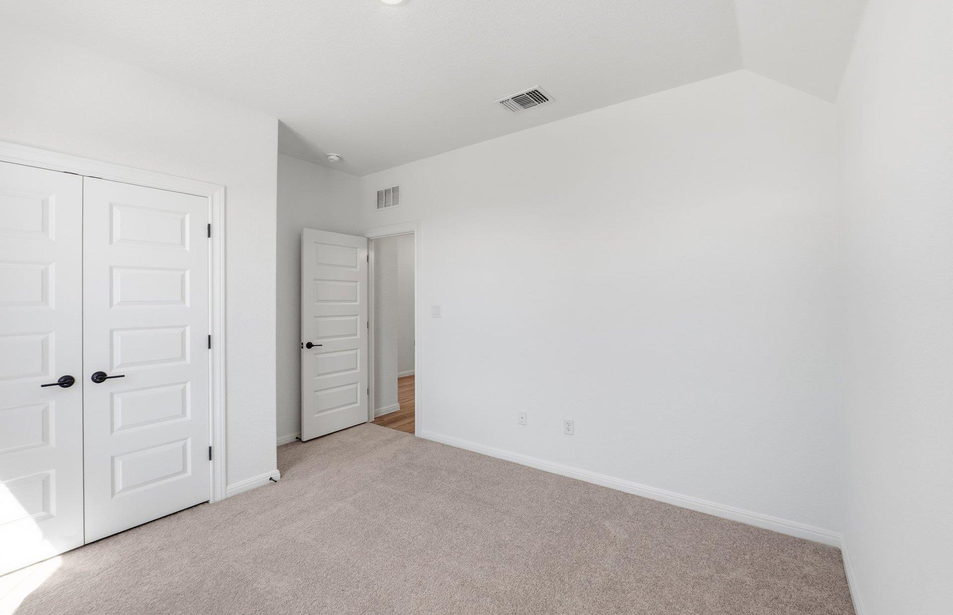 7005 Cliff Rose Dr, Spicewood, TX 78669