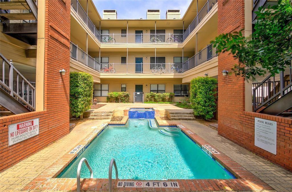 106 E 30th St # 304, Austin, TX 78705