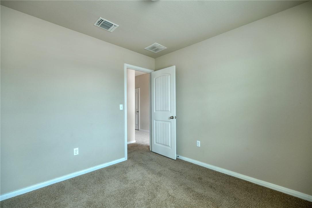 219 Screech Owl Dr, Kyle, TX 78640