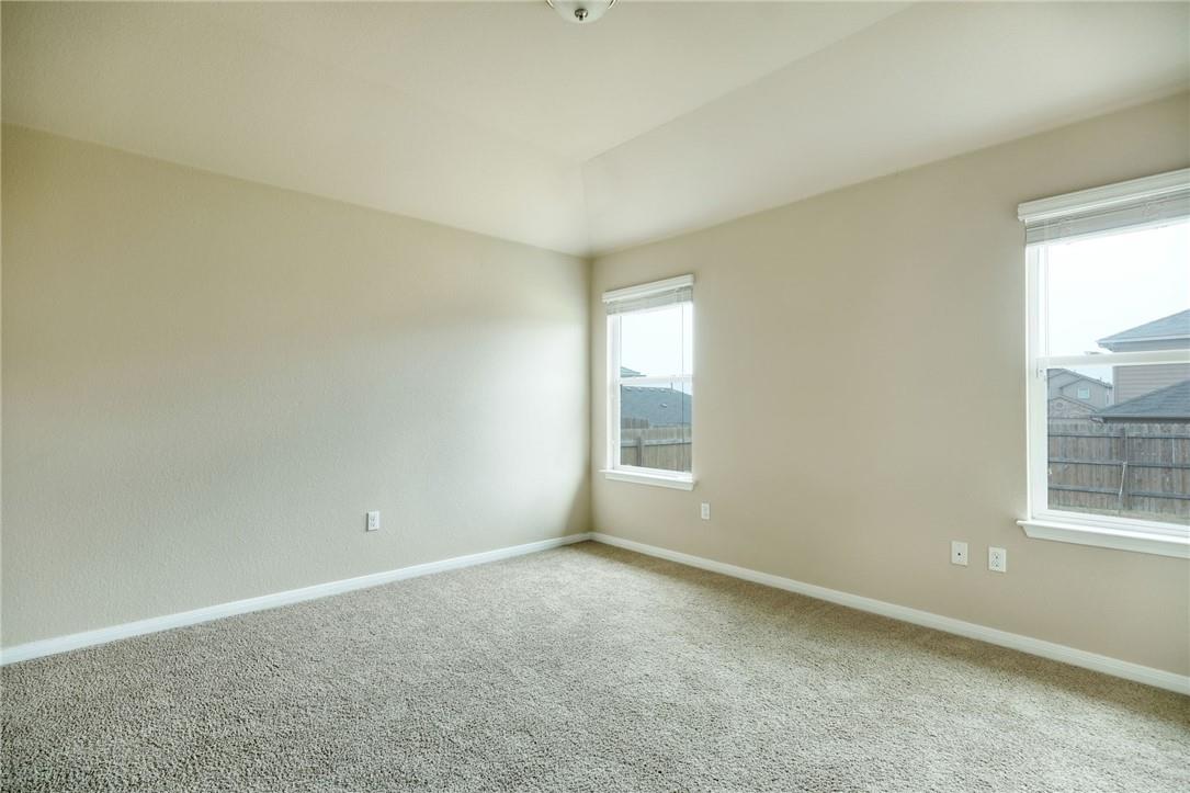 219 Screech Owl Dr, Kyle, TX 78640