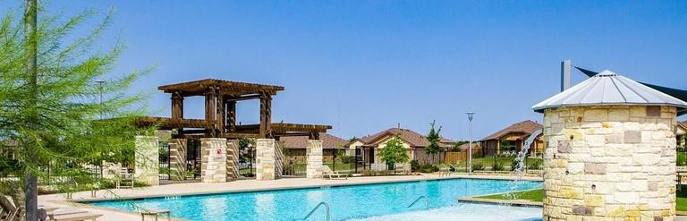 219 Screech Owl Dr, Kyle, TX 78640