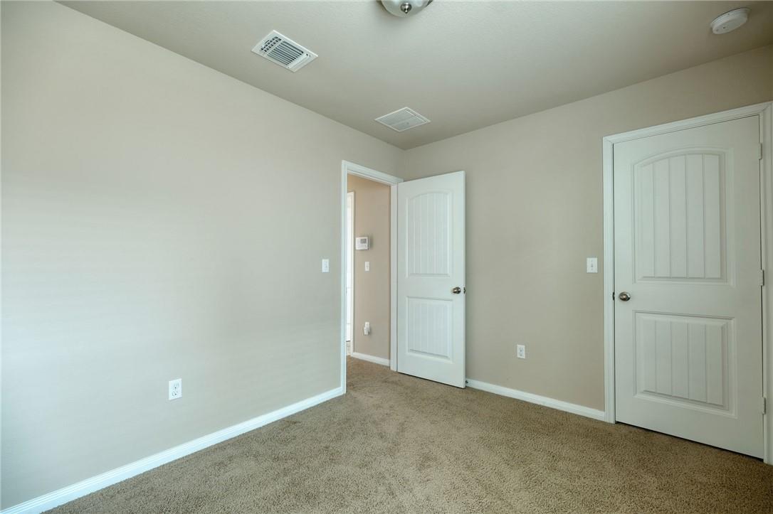 219 Screech Owl Dr, Kyle, TX 78640