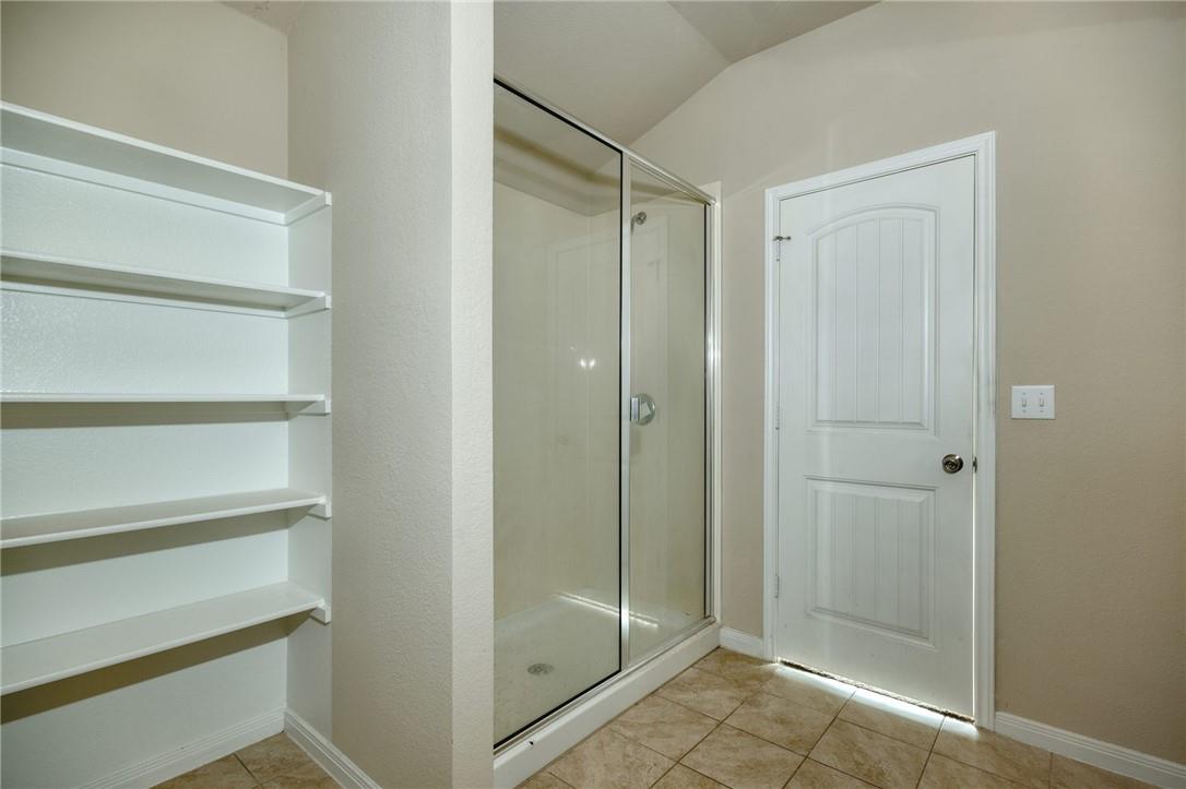 219 Screech Owl Dr, Kyle, TX 78640