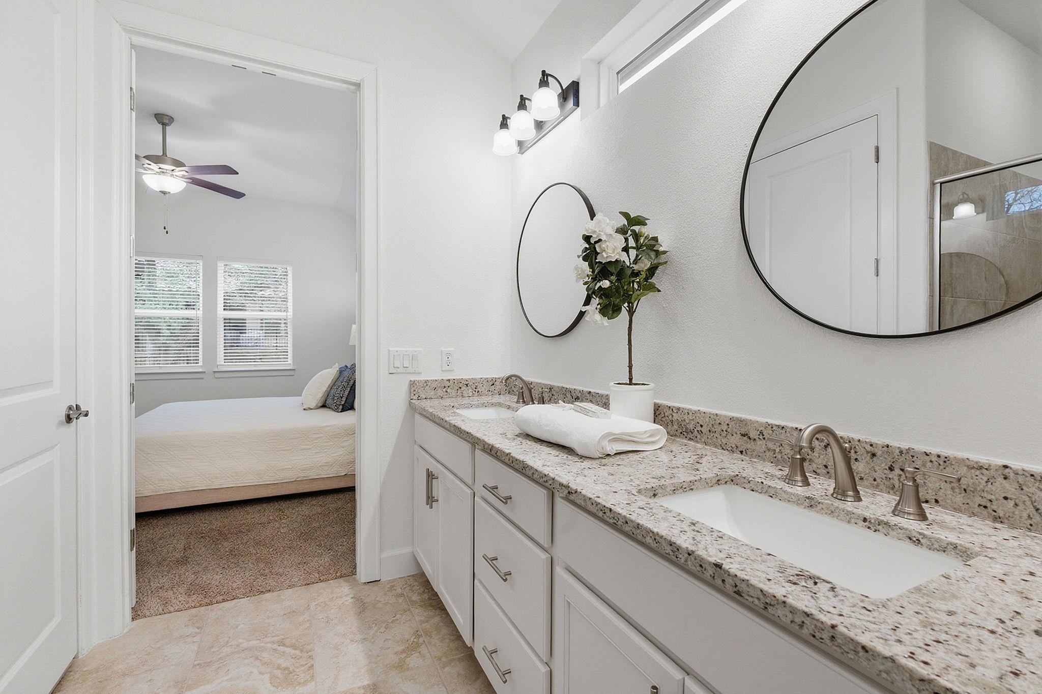 132 Gliding Willow St, San Marcos, TX 78666