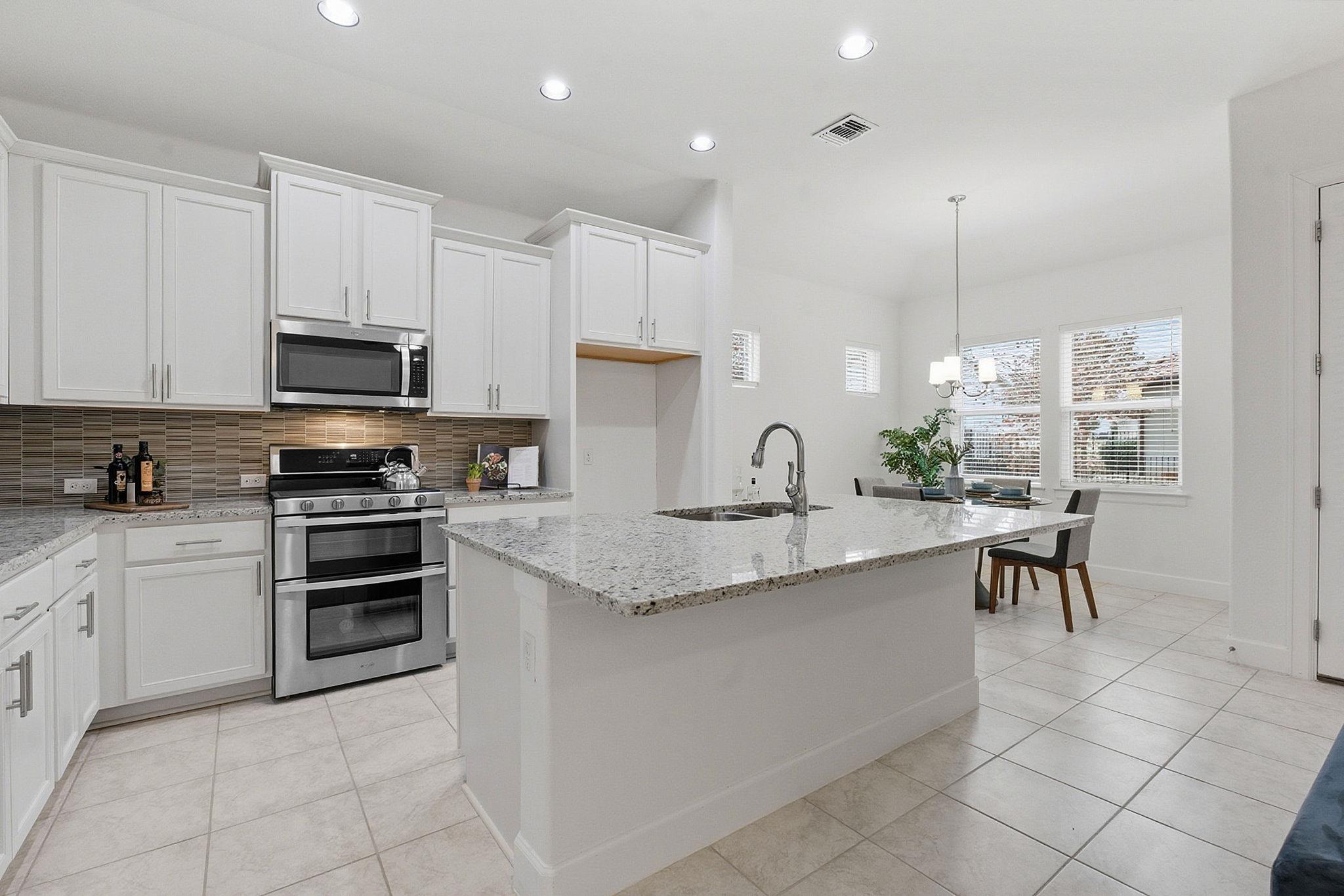 132 Gliding Willow St, San Marcos, TX 78666